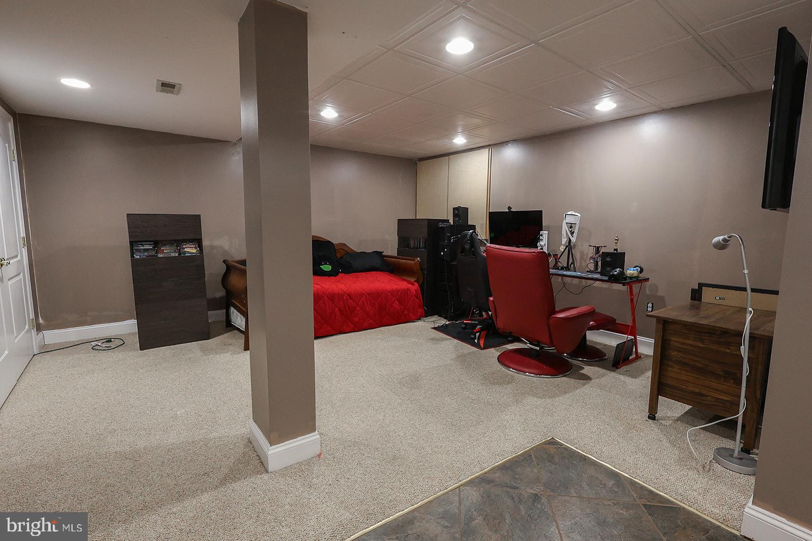 THUNDER HILL - Residential