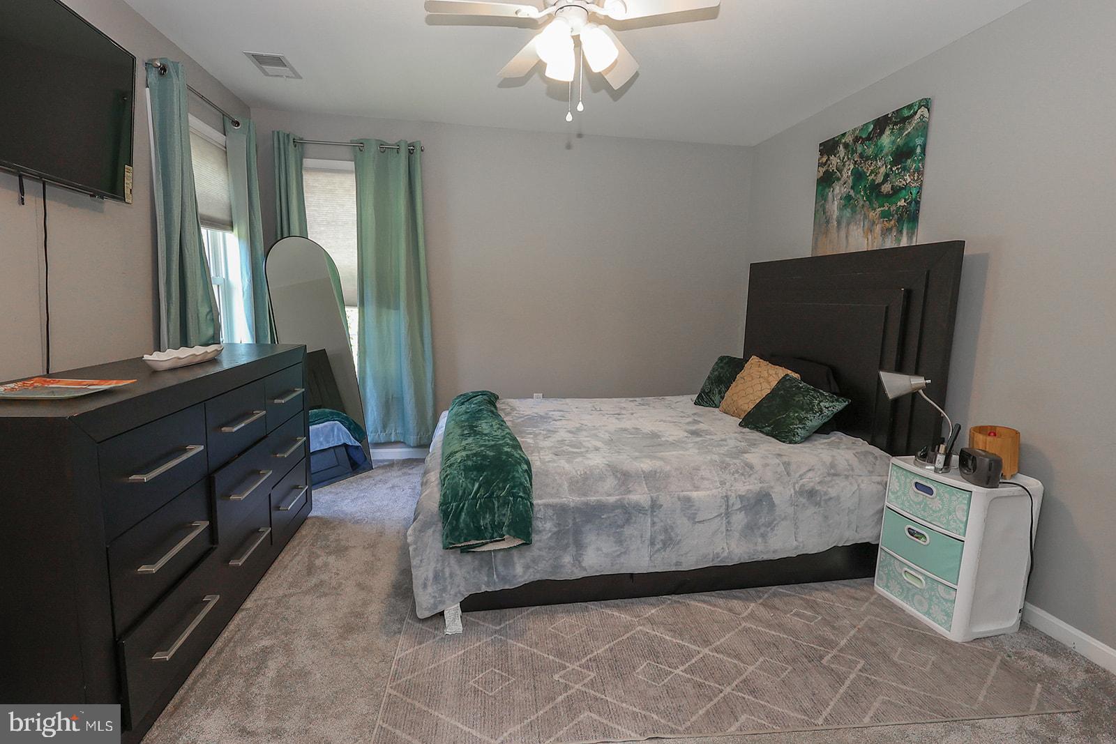 THUNDER HILL - Residential