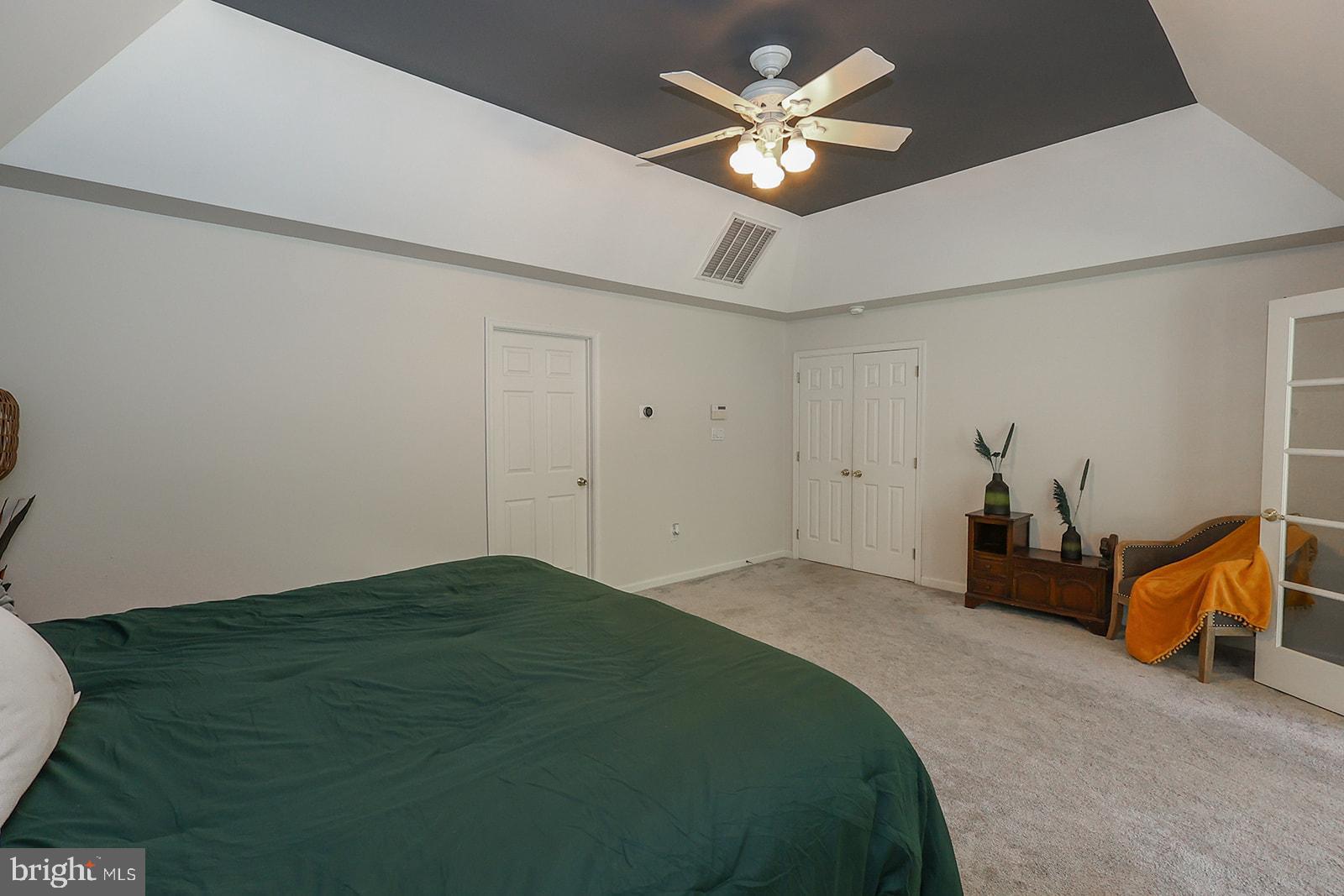 THUNDER HILL - Residential