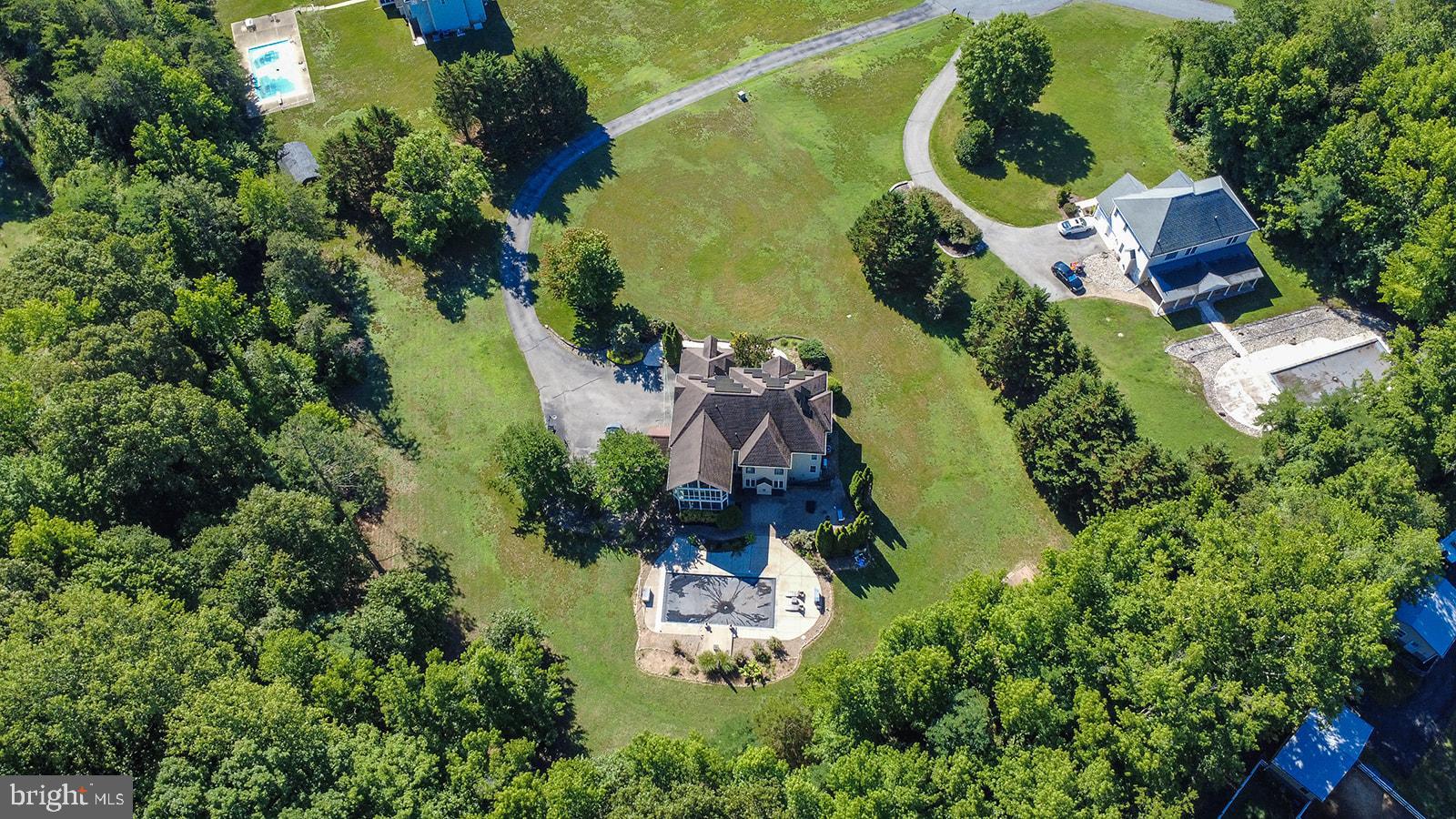 THUNDER HILL - Residential