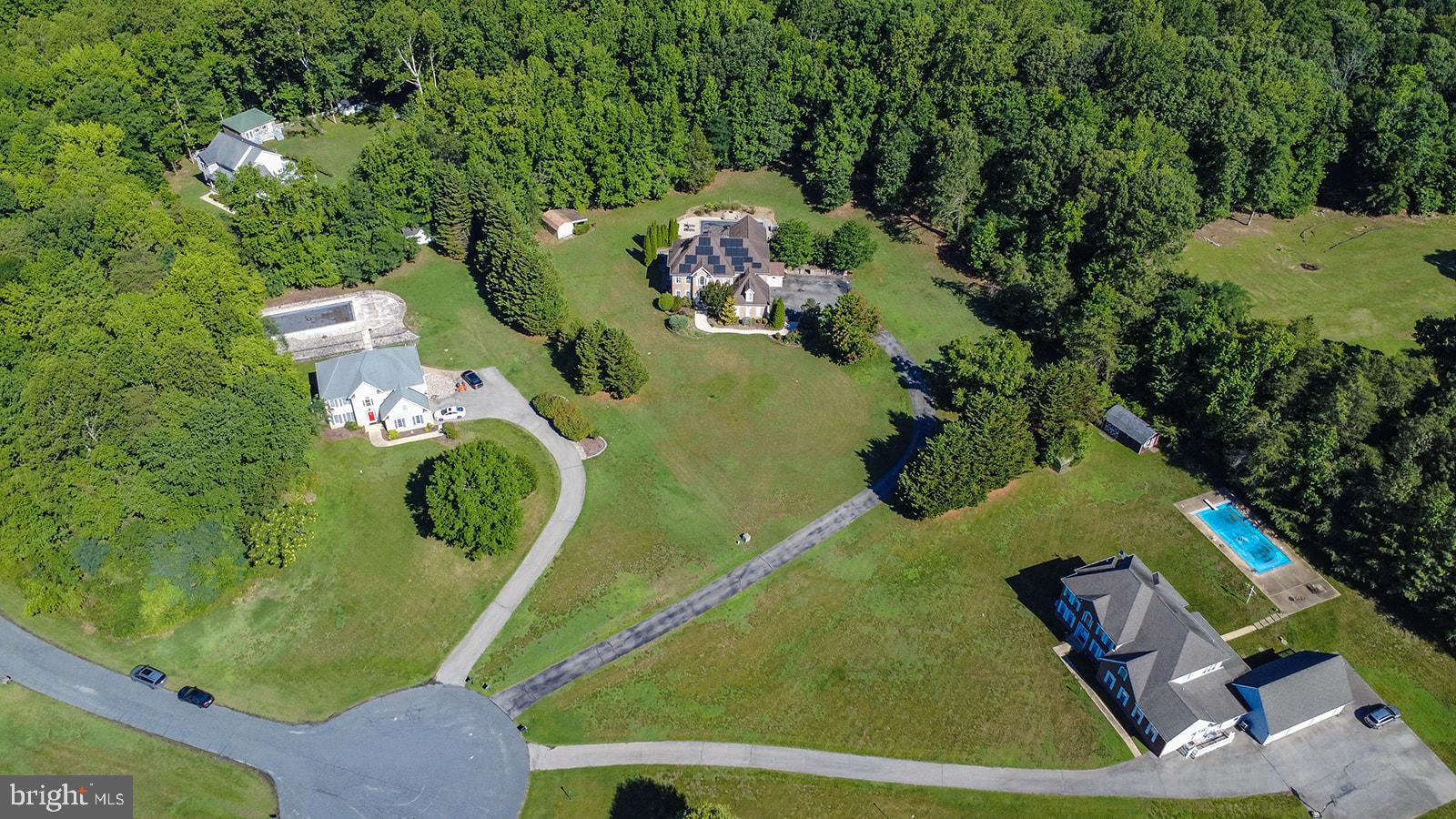 THUNDER HILL - Residential