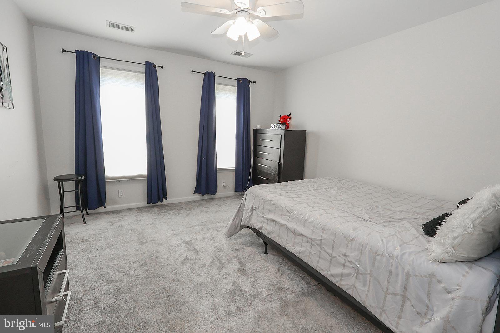 THUNDER HILL - Residential