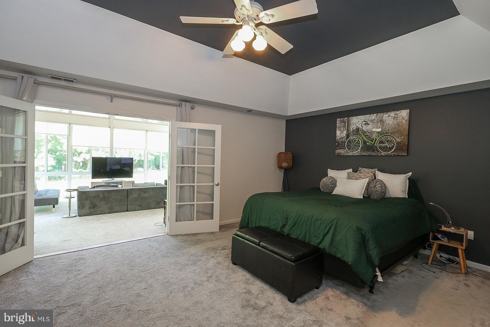 THUNDER HILL - Residential