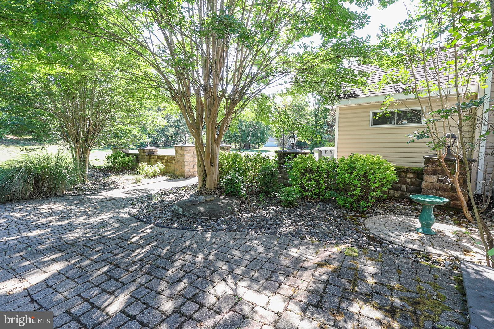 THUNDER HILL - Residential