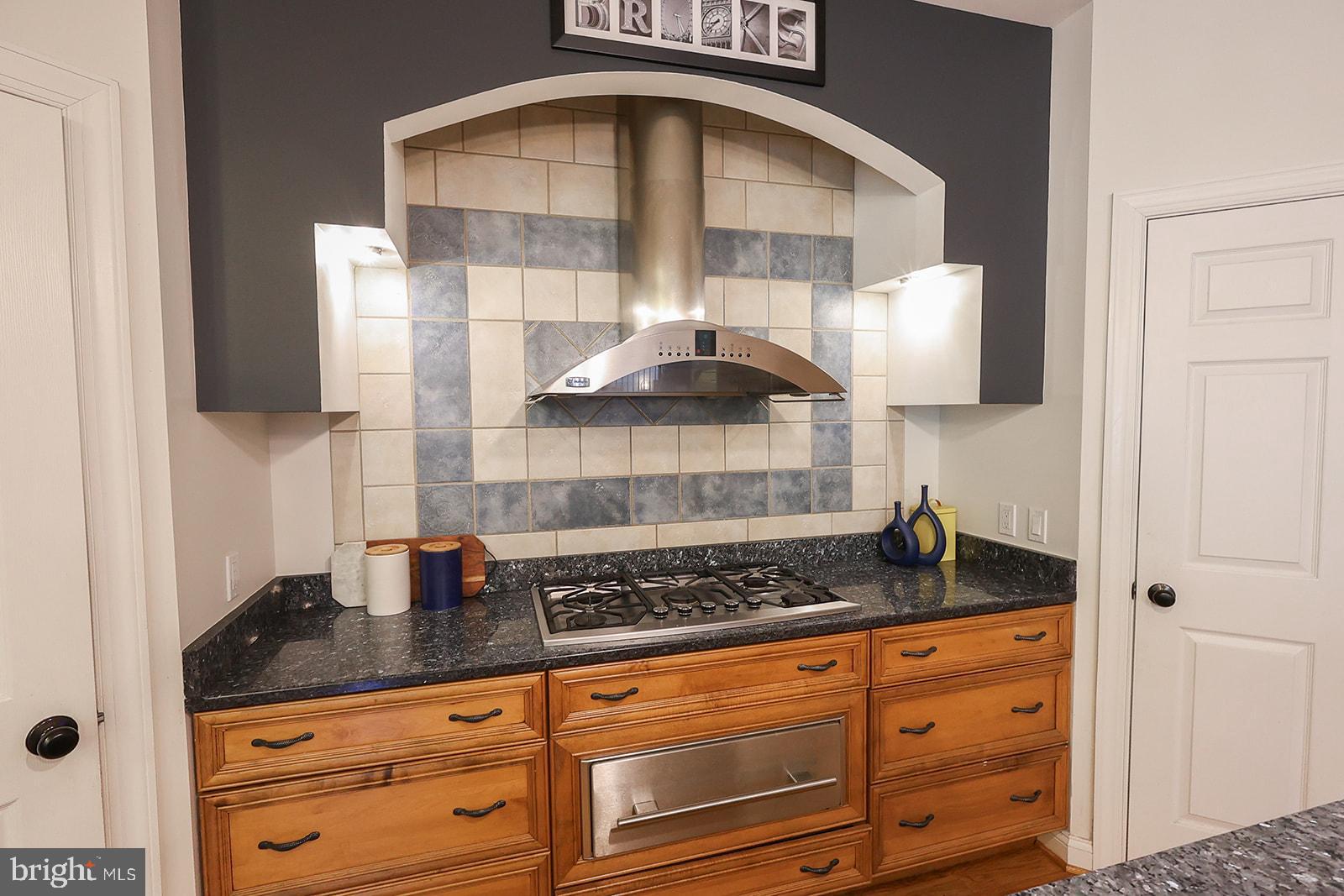 THUNDER HILL - Residential