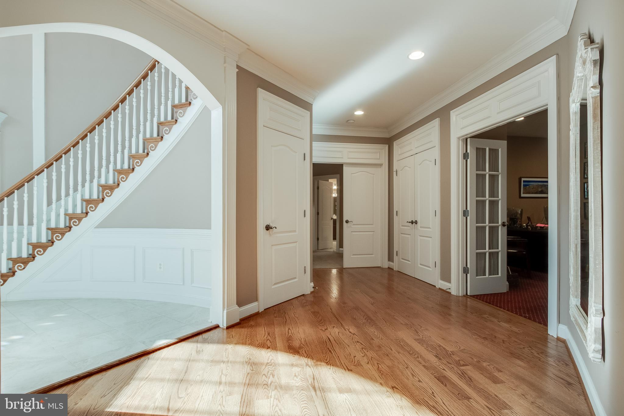 WINDSOR ESTATES - Residential