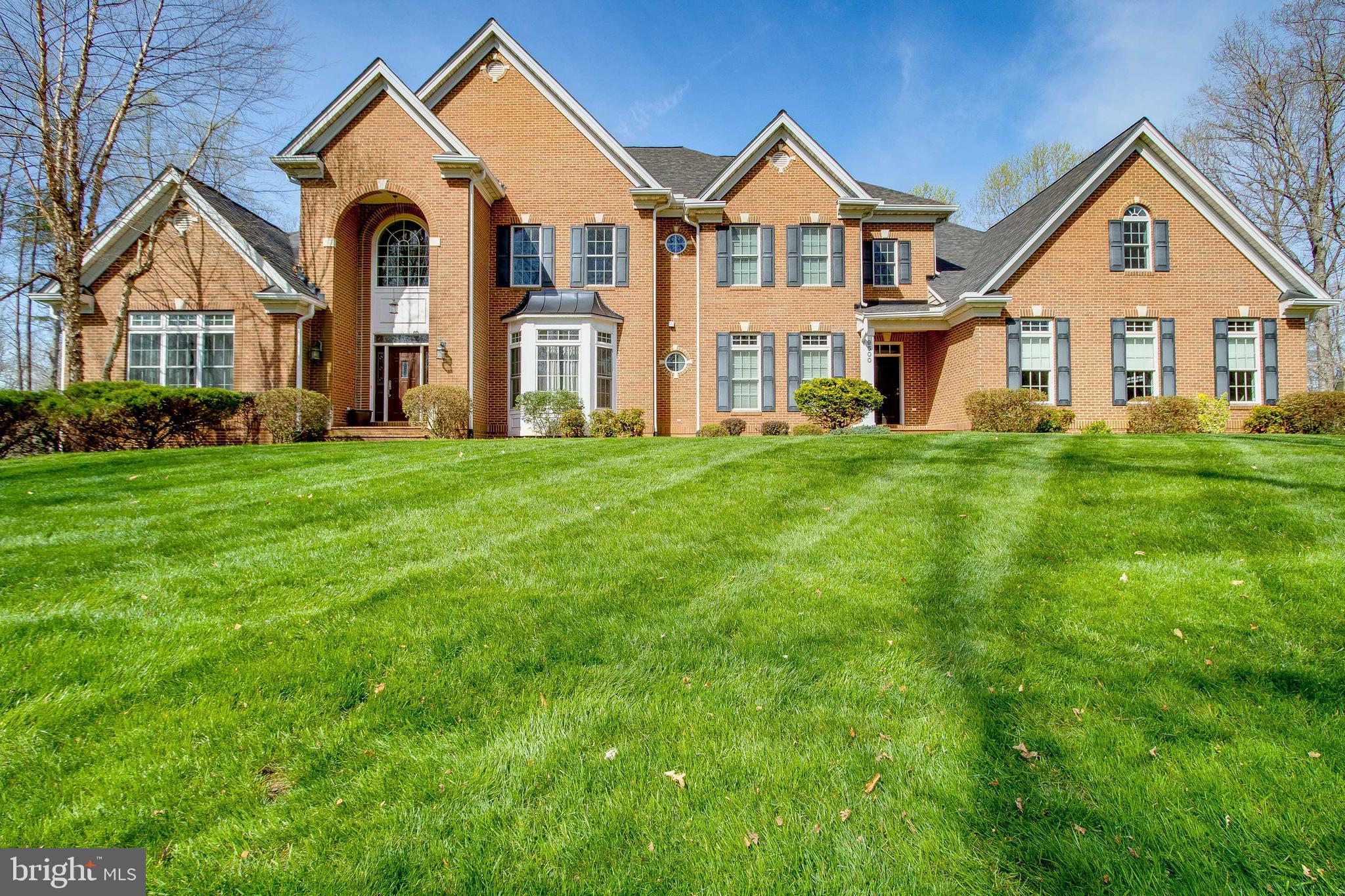 WINDSOR ESTATES - Residential