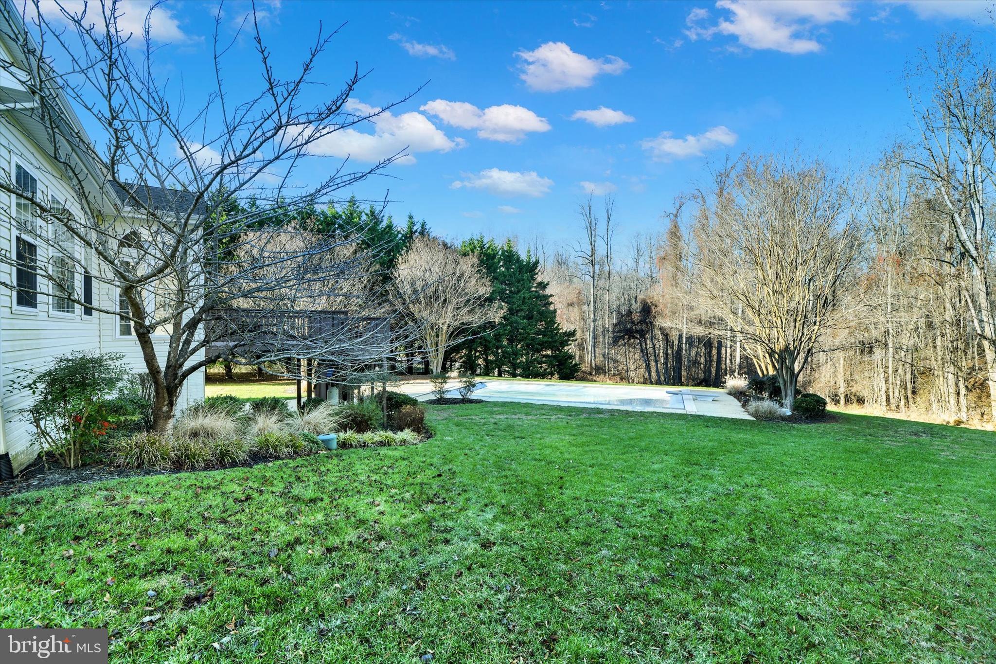 LORINS PRIDE - Residential