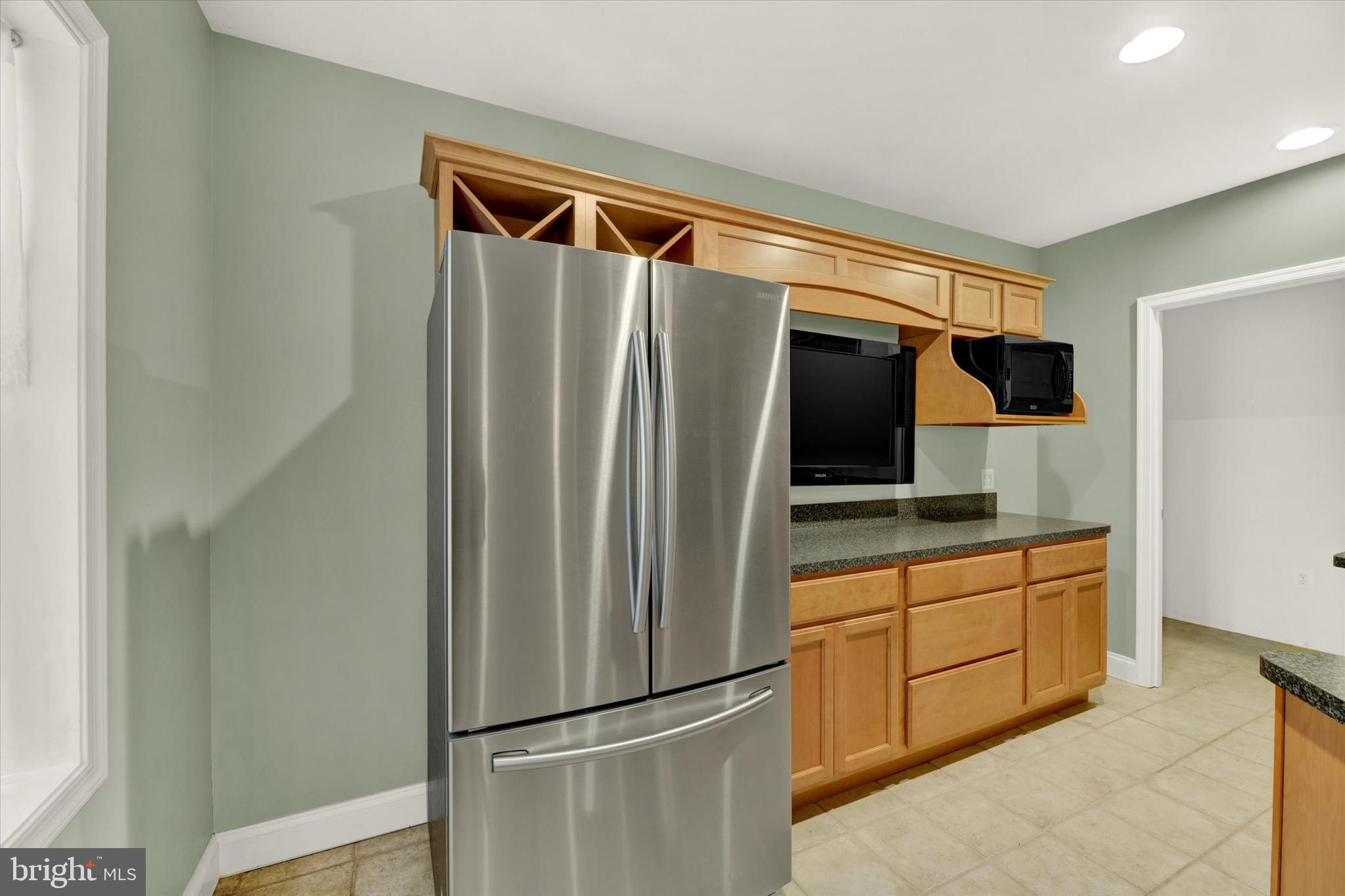LORINS PRIDE - Residential