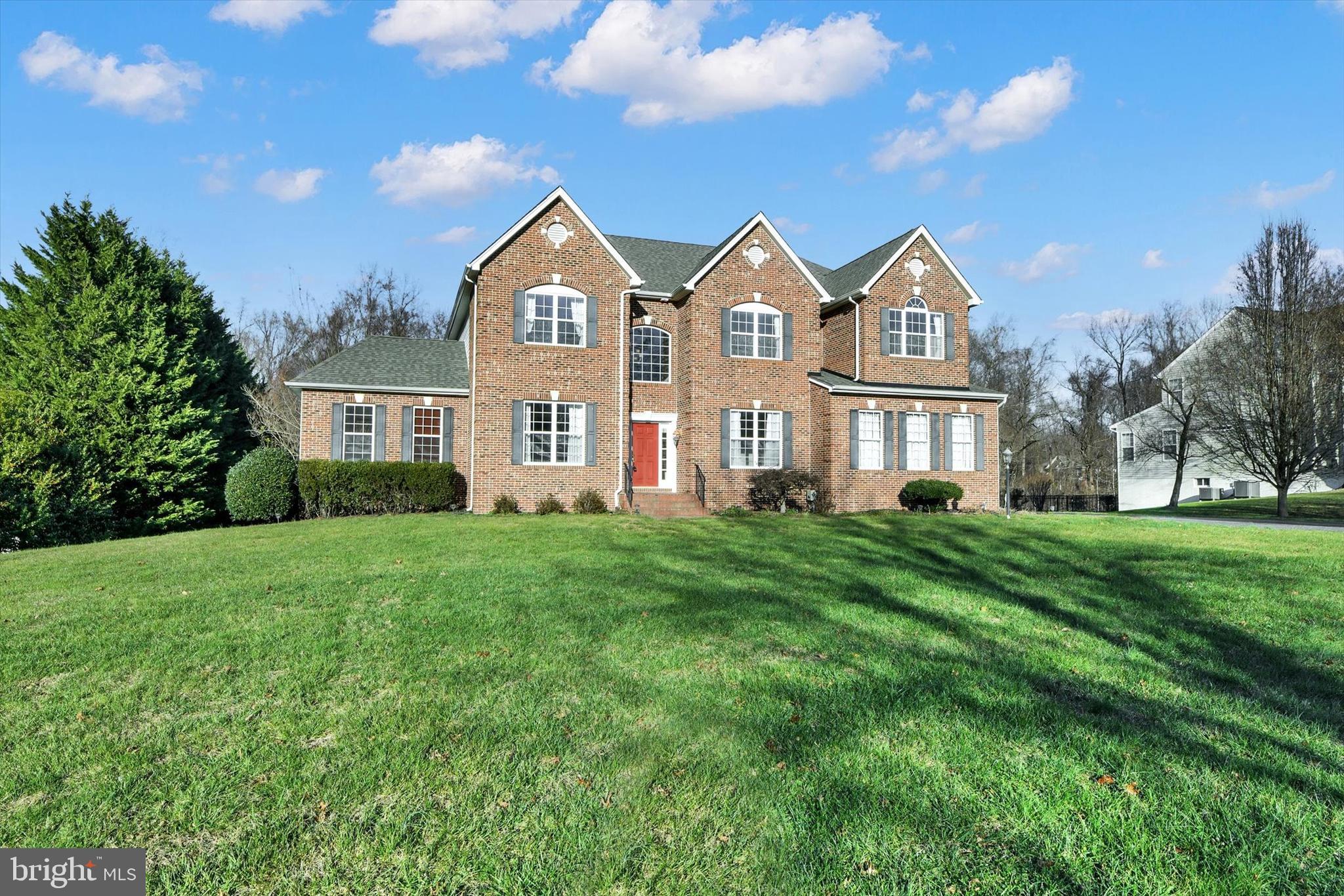LORINS PRIDE - Residential