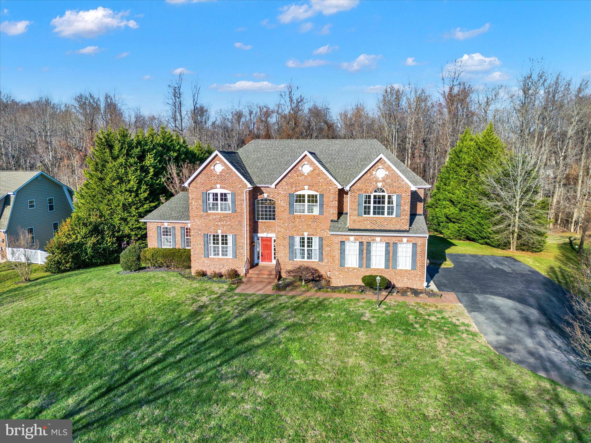 LORINS PRIDE - Residential