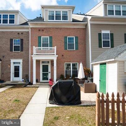 Beautiful 3 bedroom, 2.5 bath townhome located on a dead-end street. Main floor features hardwoods and updated countertops.  Open concept floor plan with large living room, dining room and kitchen with upgraded counters.  The 1st upper level features 2 spacious bedrooms and a full hallway bathroom.  The upper level features the primary bedroom with attached bathroom.  Exterior completed with paved patio and storage shed. Home will be professionally cleaned prior to a new lease starting.