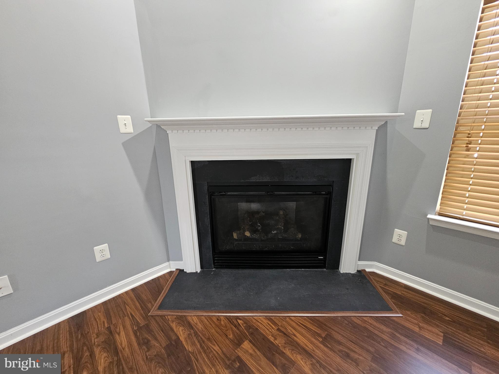 HARBOR POINTE - Residential