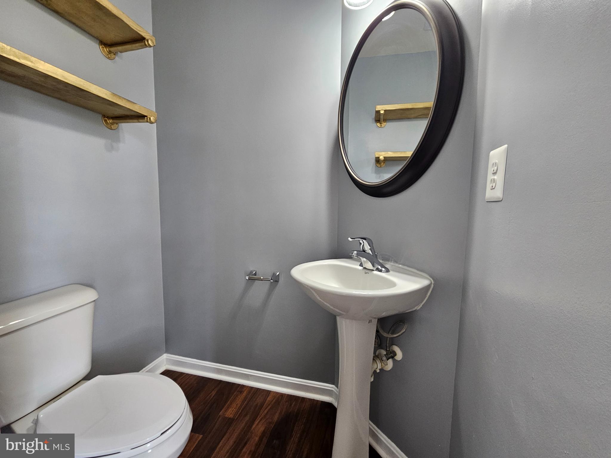 HARBOR POINTE - Residential