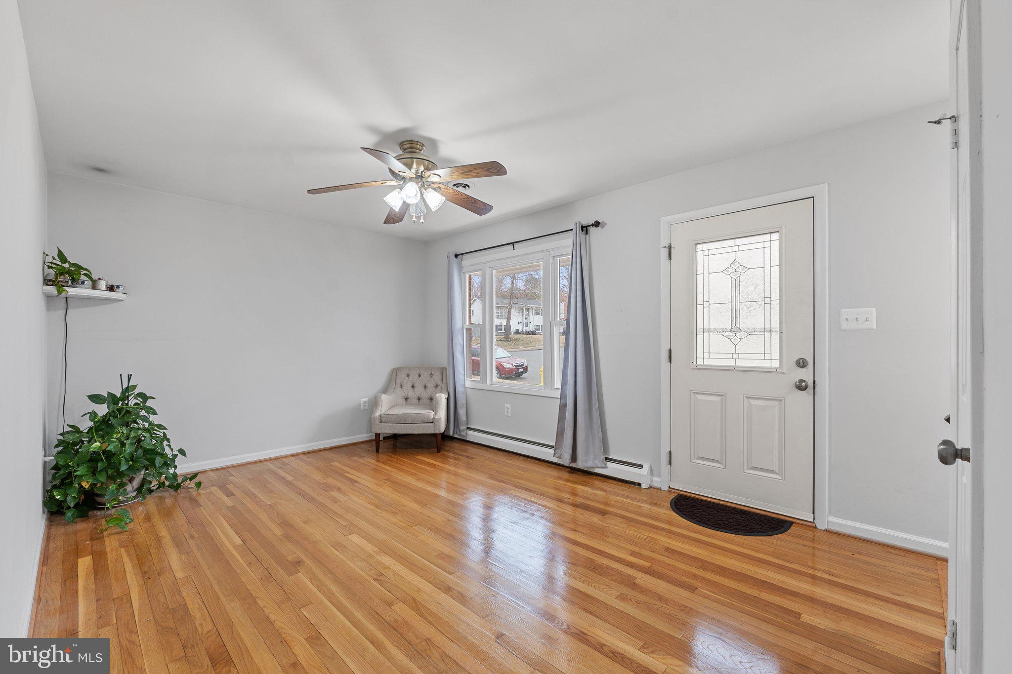 DALE CITY - Residential Lease