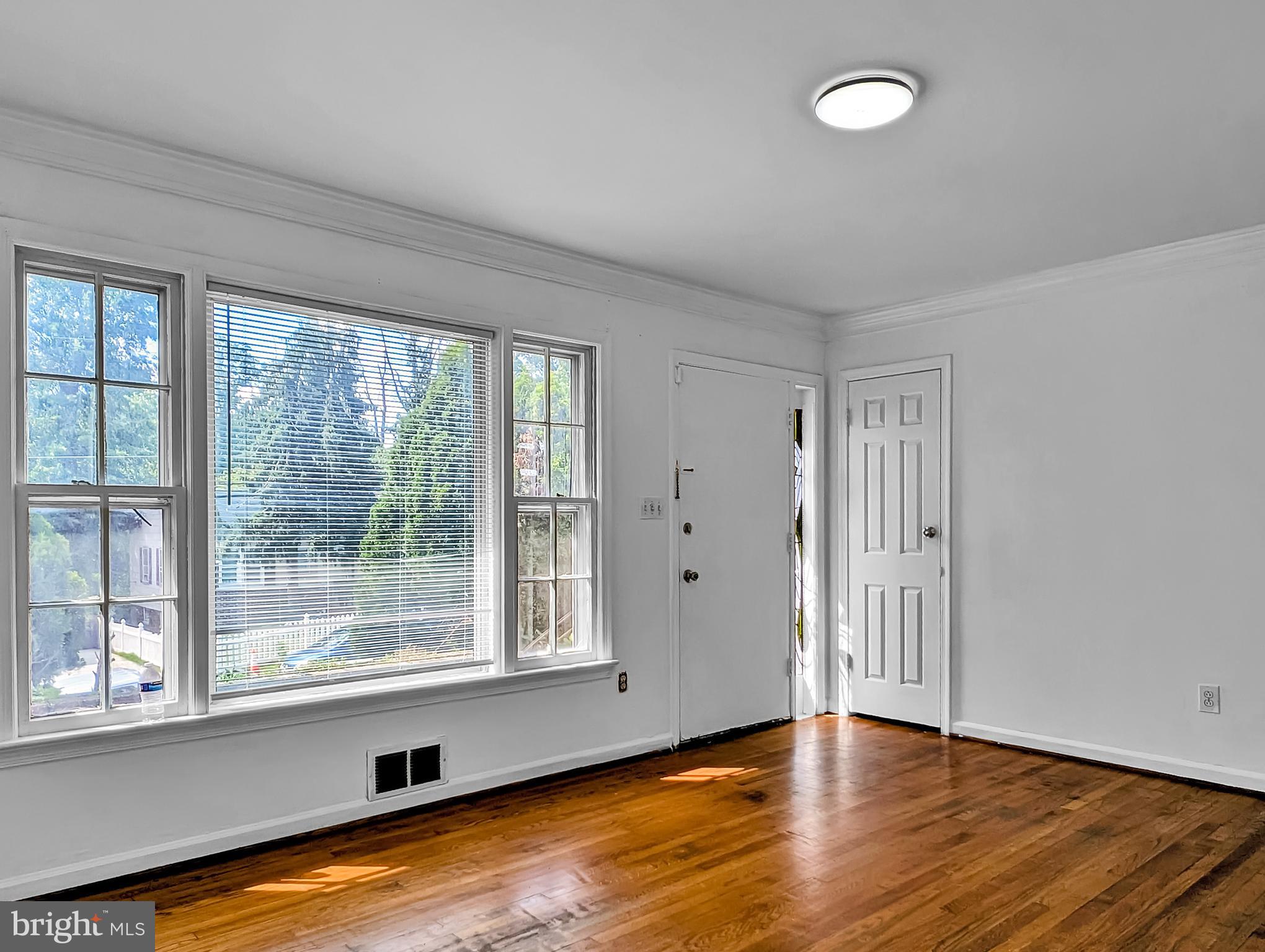 ROGERS HEIGHTS - Residential