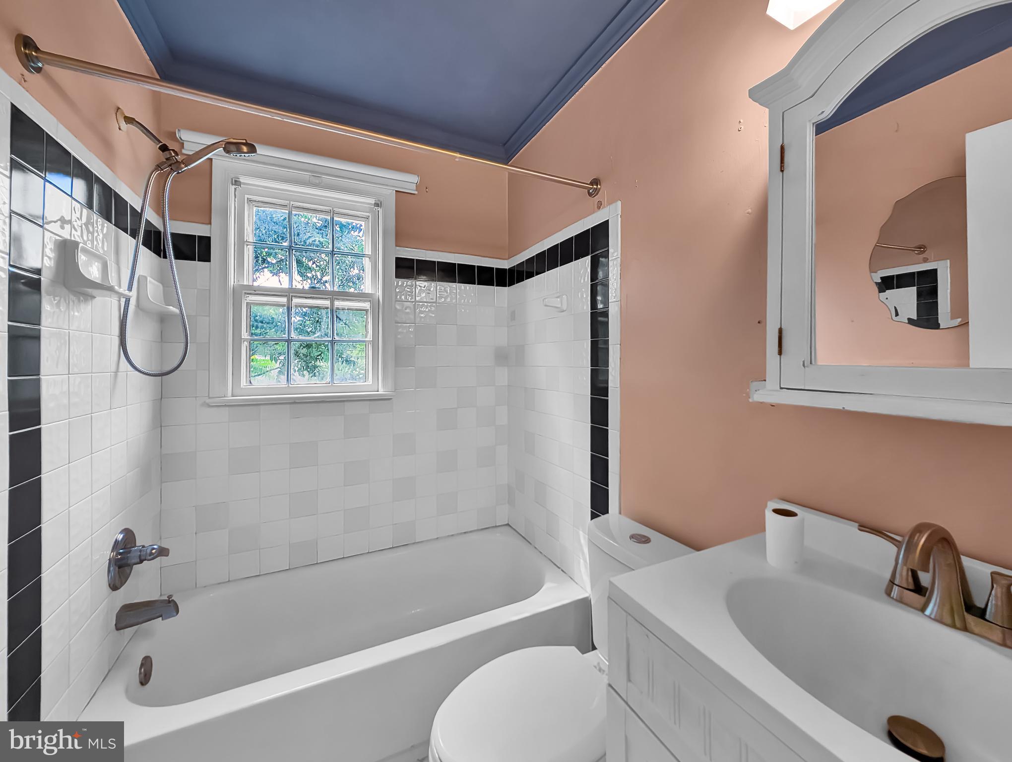 ROGERS HEIGHTS - Residential