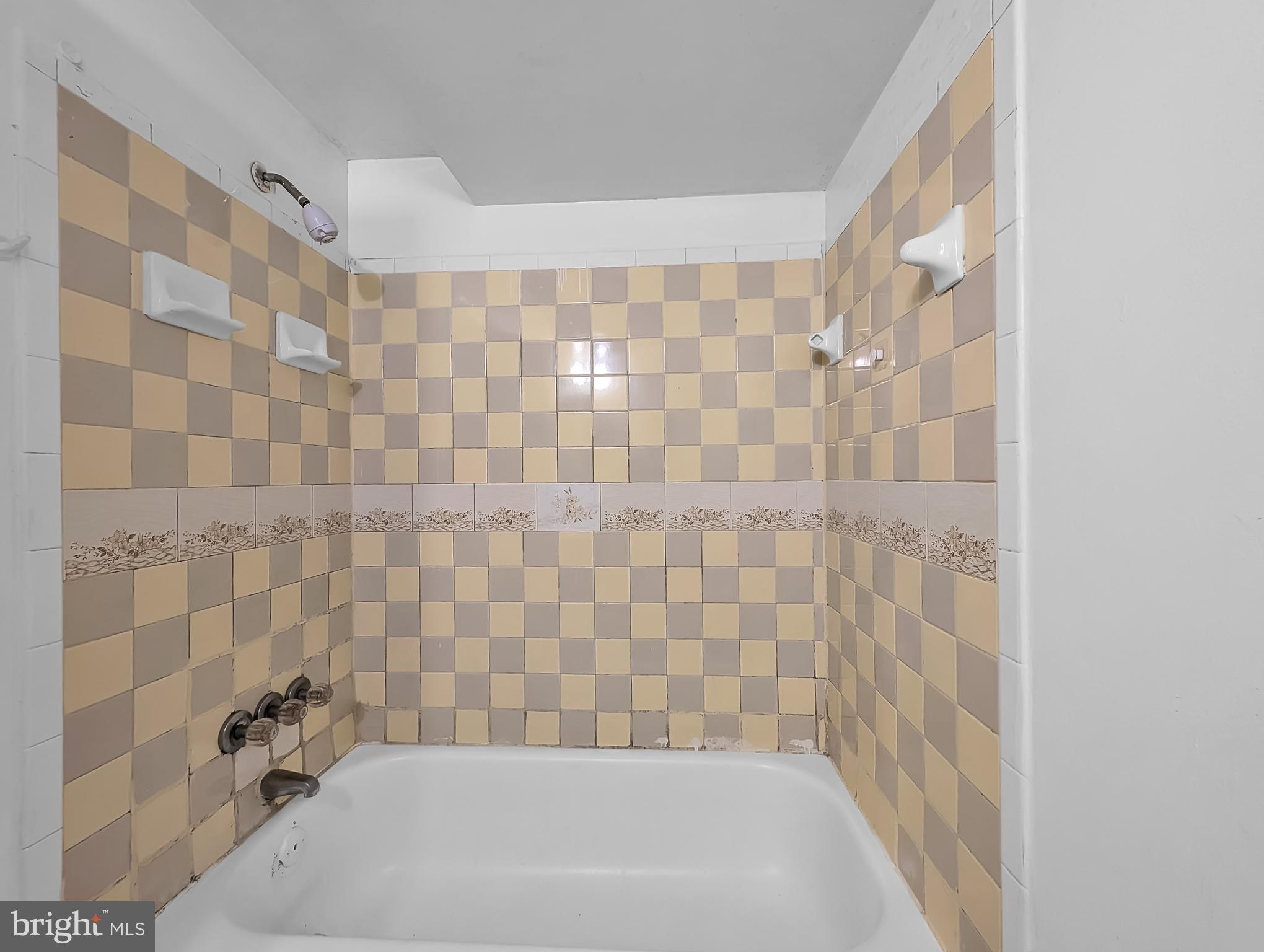 ROGERS HEIGHTS - Residential