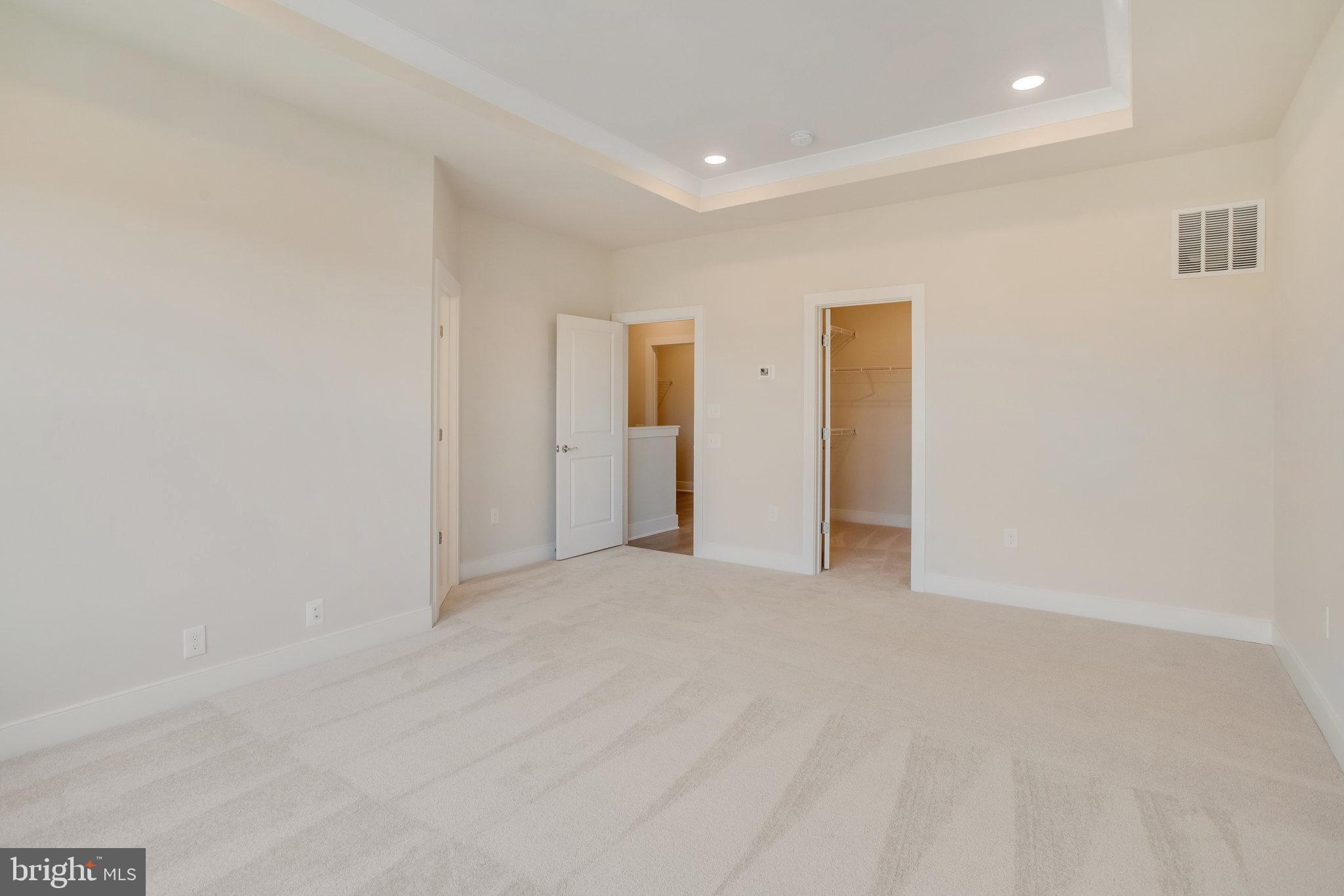POTOMAC SHORES - Residential Lease