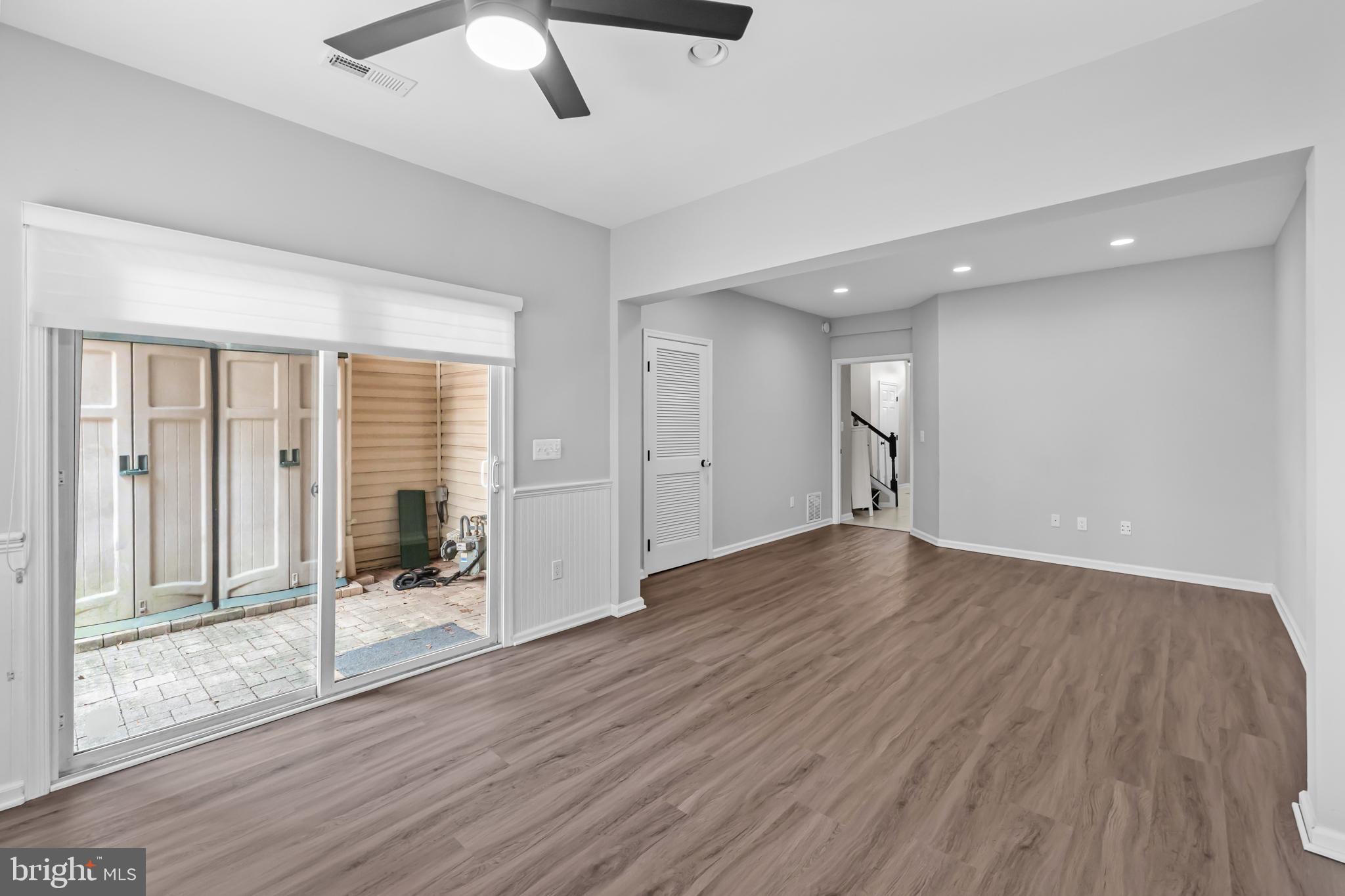 CAMERON STATION - Residential