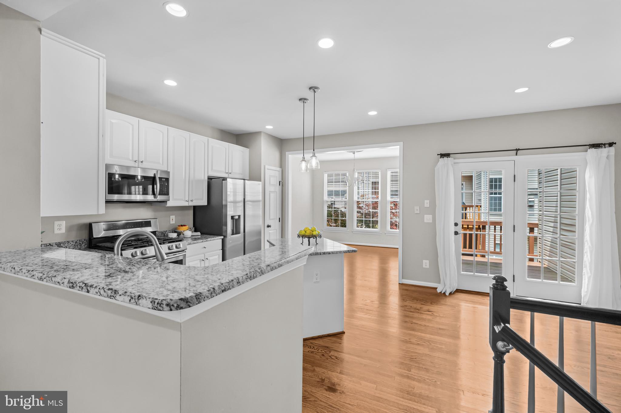 CAMERON STATION - Residential