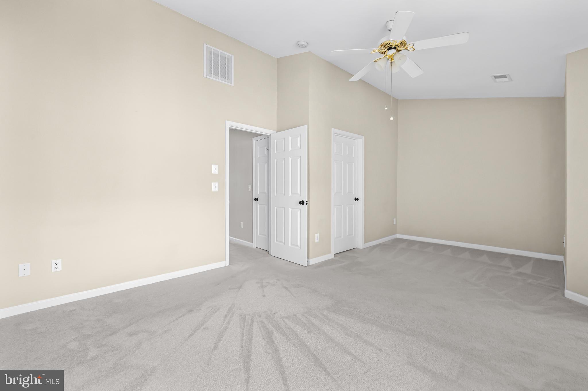 CAMERON STATION - Residential