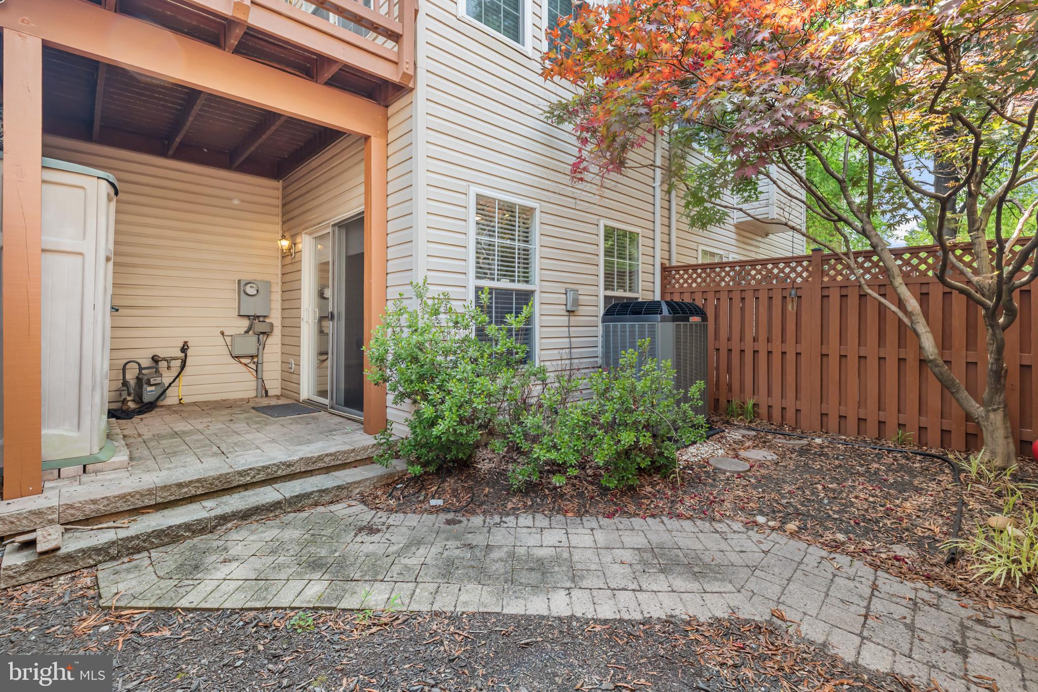 CAMERON STATION - Residential