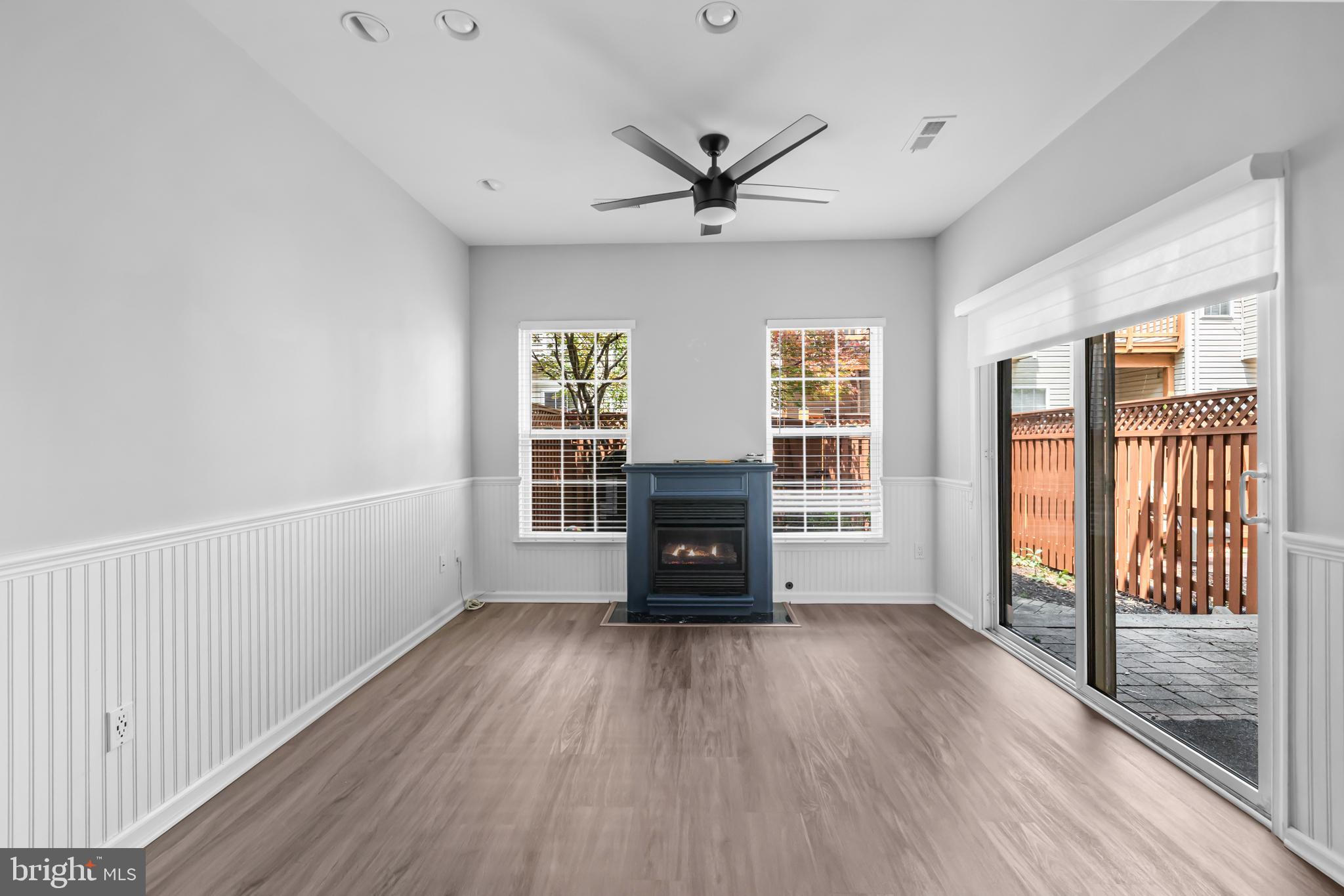 CAMERON STATION - Residential