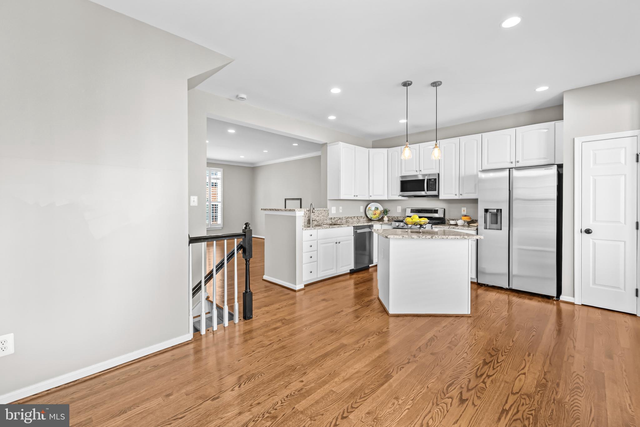 CAMERON STATION - Residential