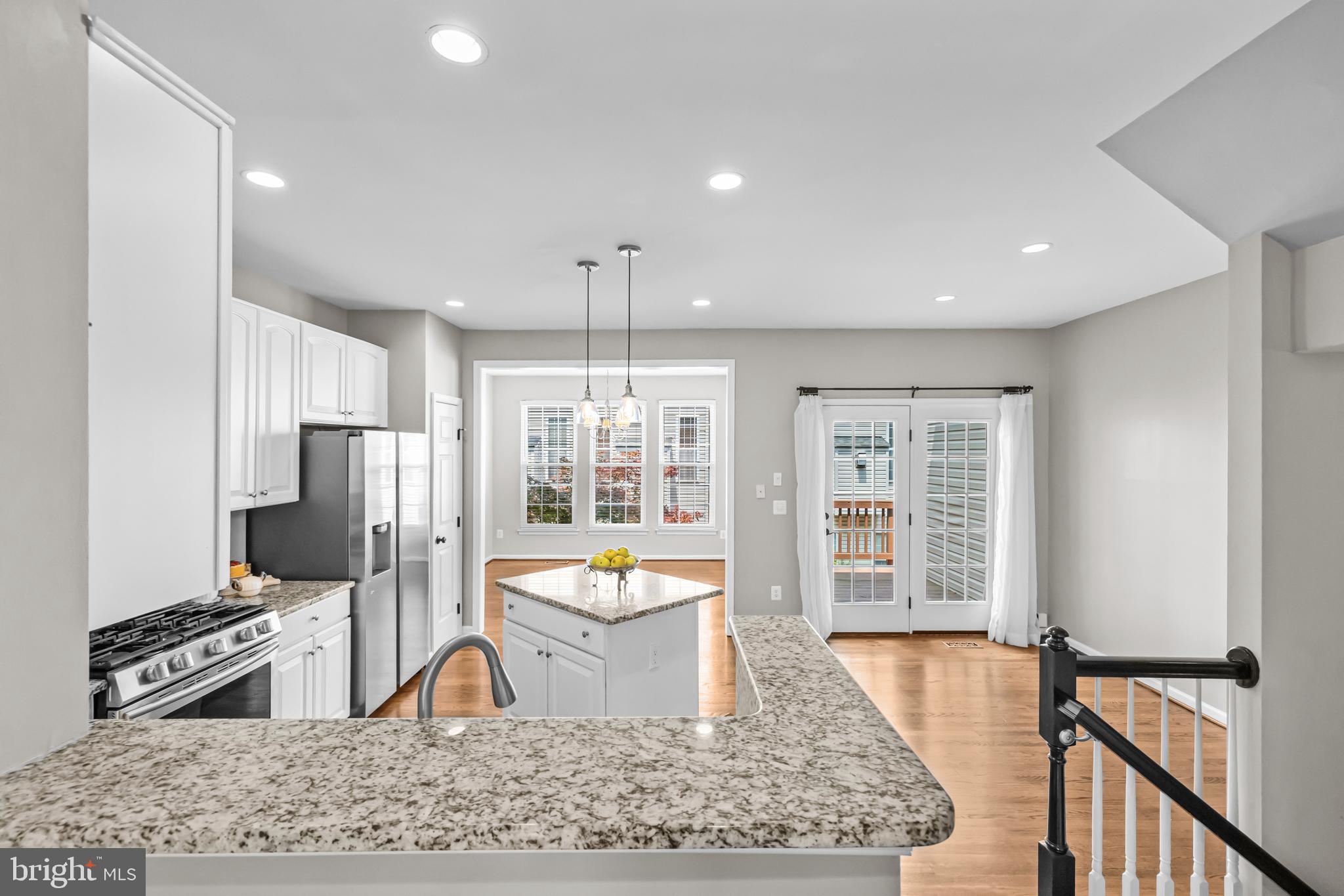 CAMERON STATION - Residential