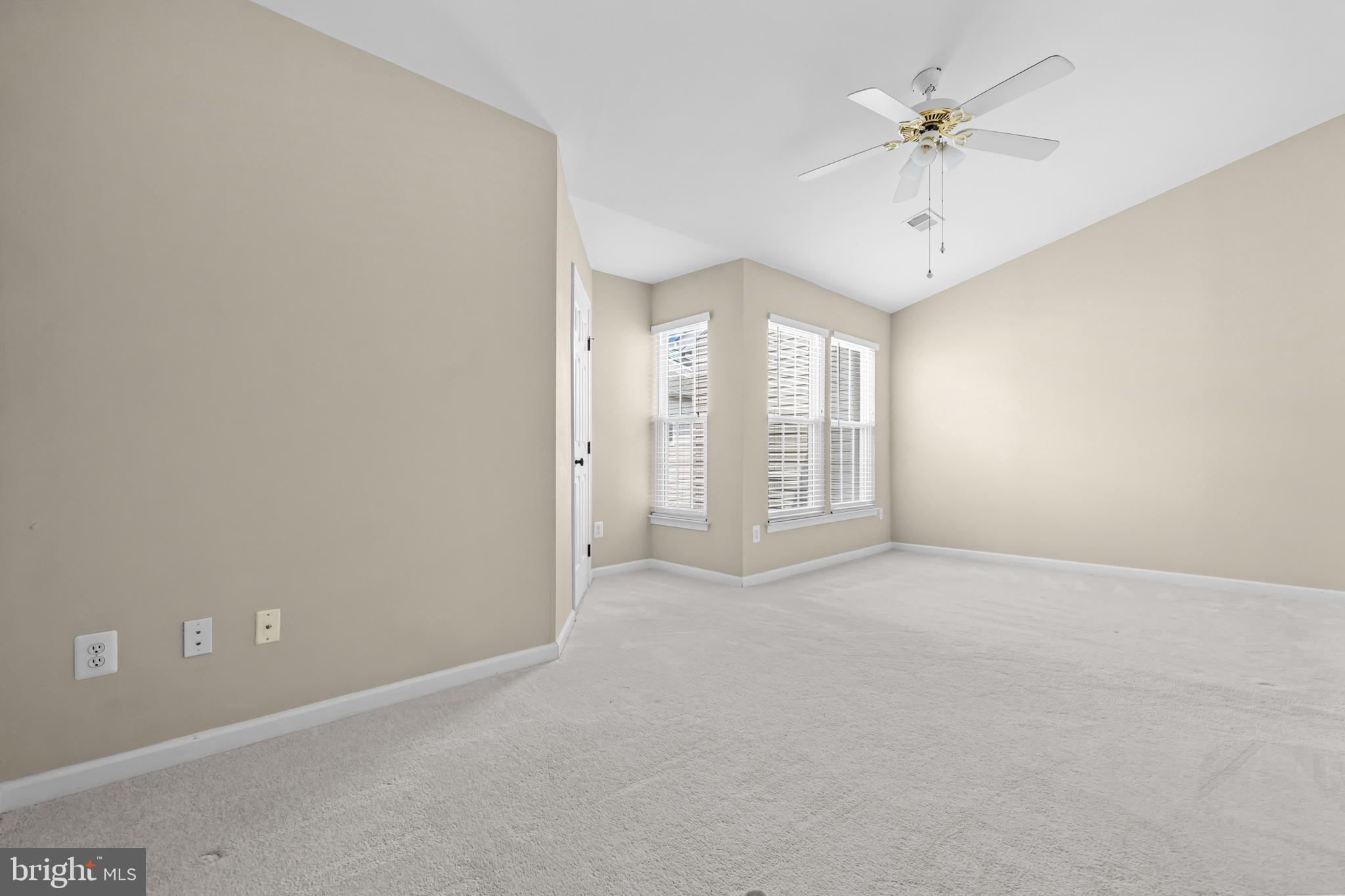 CAMERON STATION - Residential