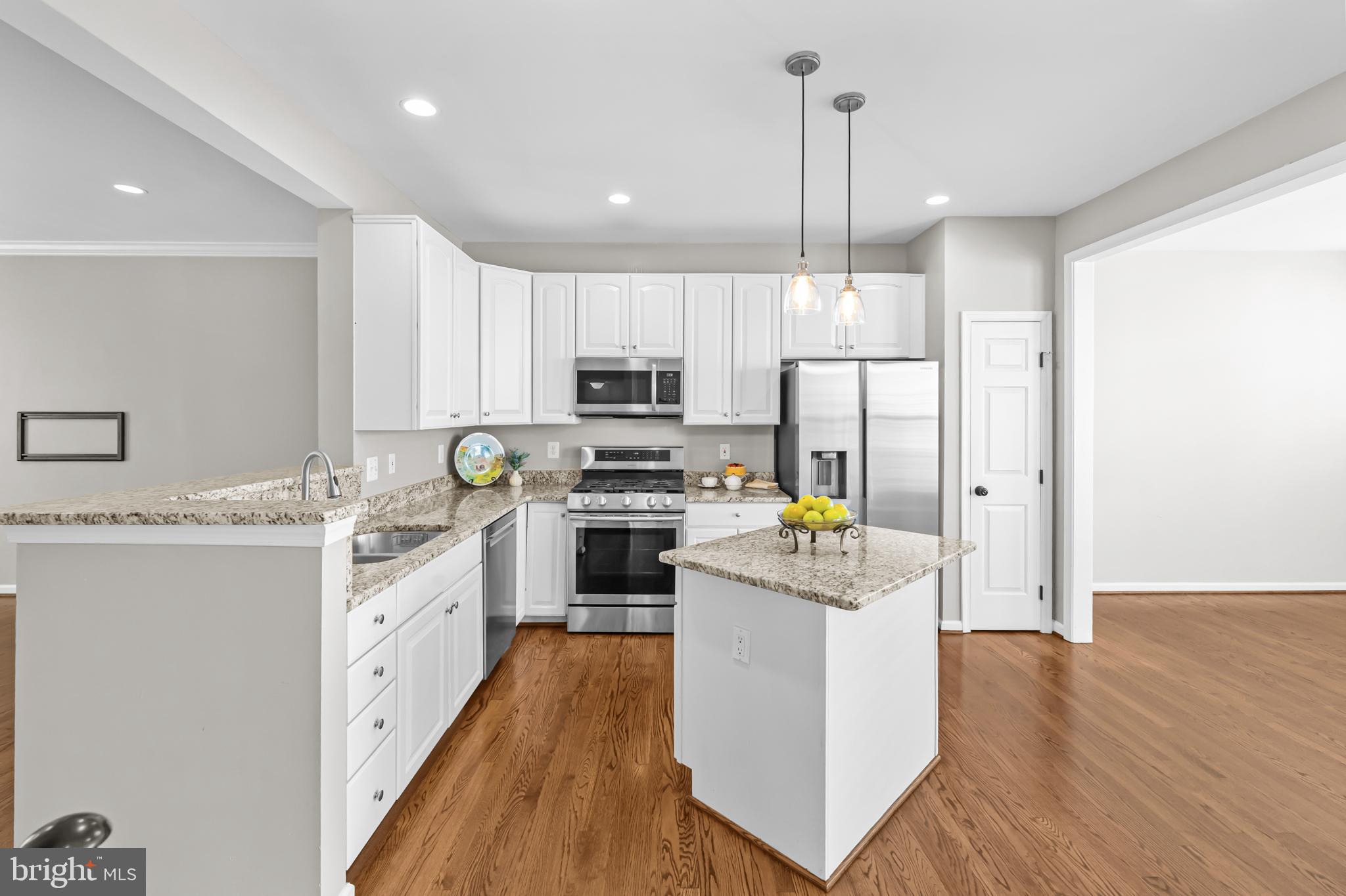 CAMERON STATION - Residential