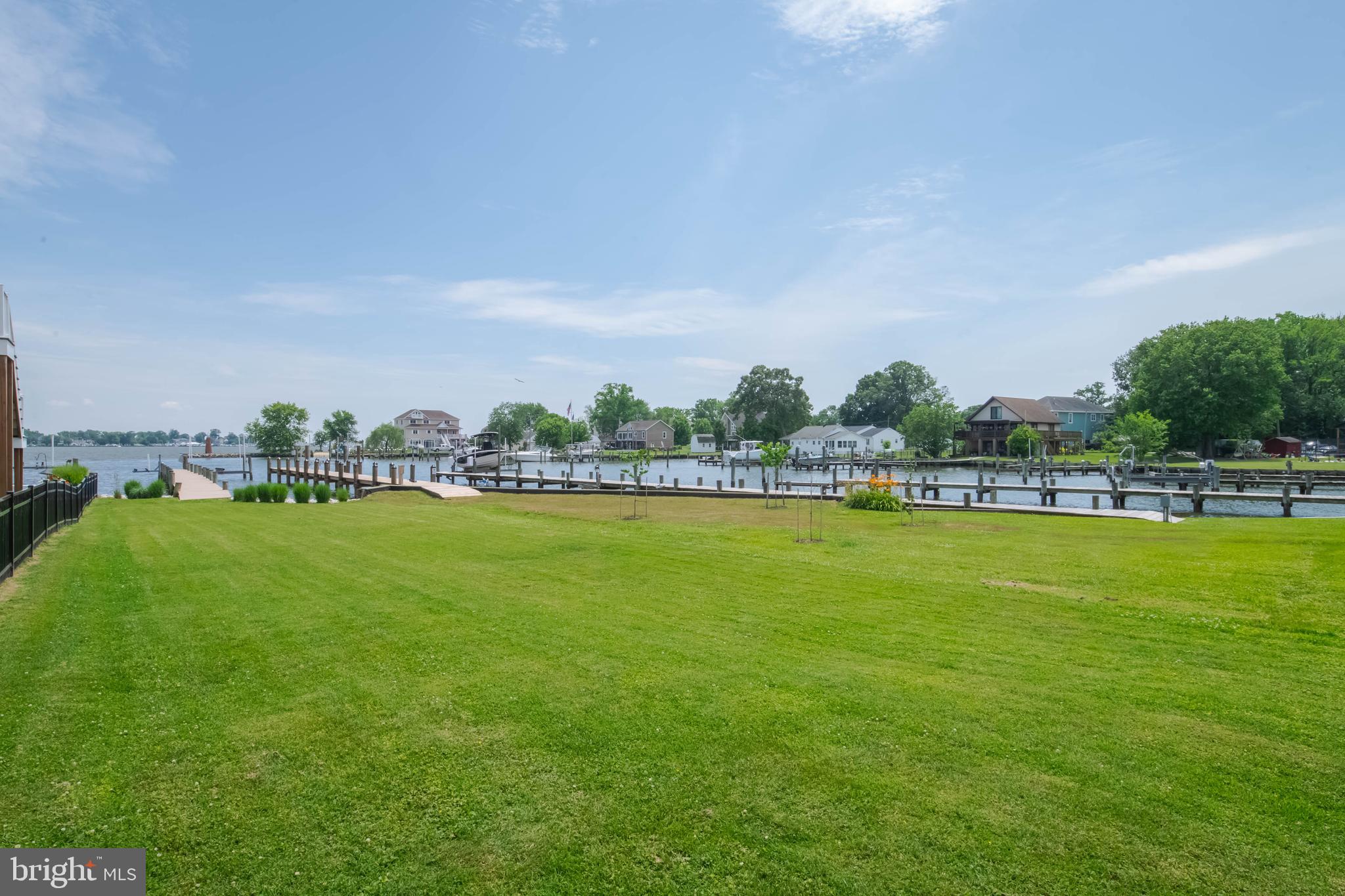 LONG BEACH ESTATES - Residential