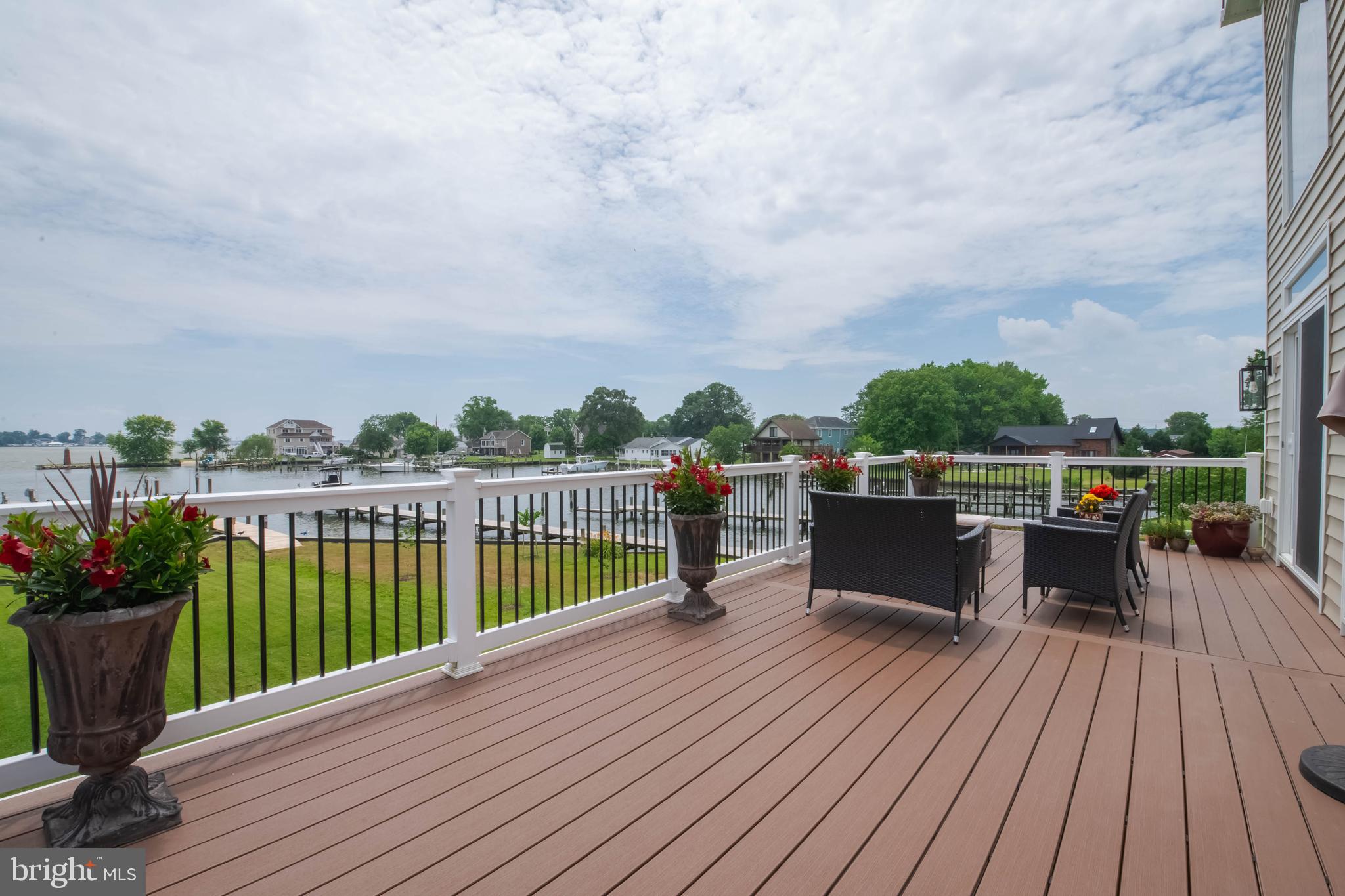 LONG BEACH ESTATES - Residential