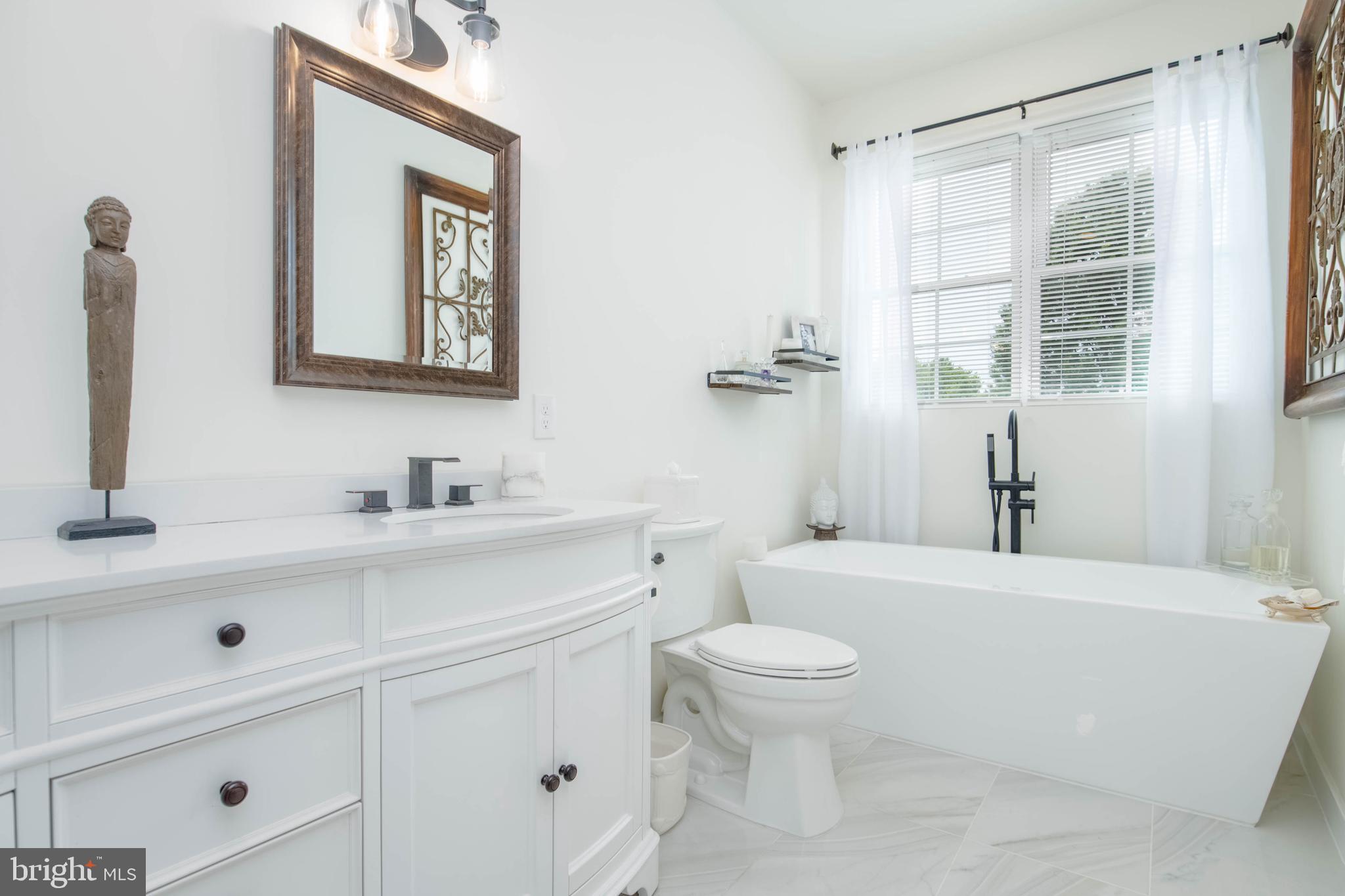 LONG BEACH ESTATES - Residential