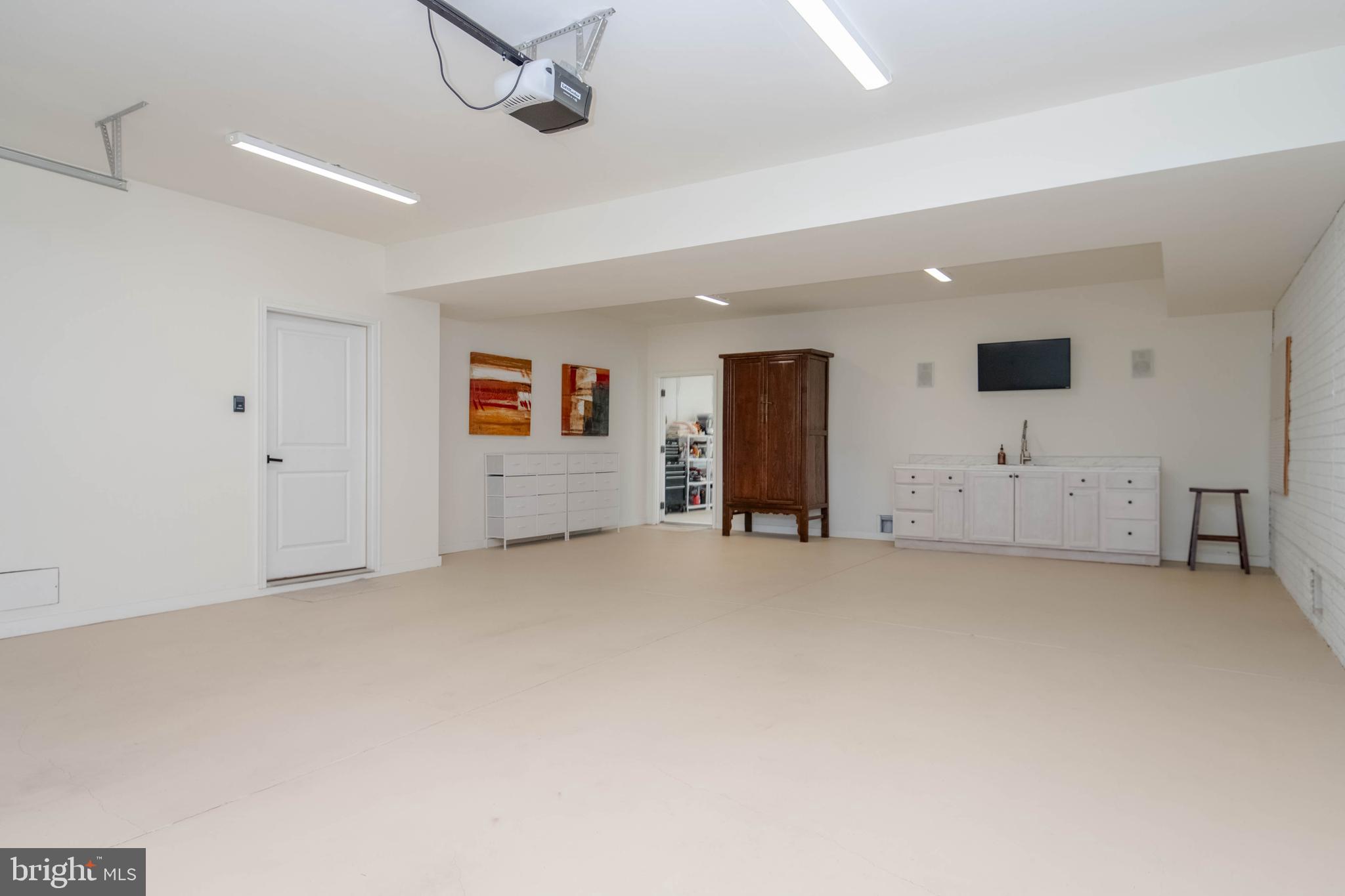 LONG BEACH ESTATES - Residential
