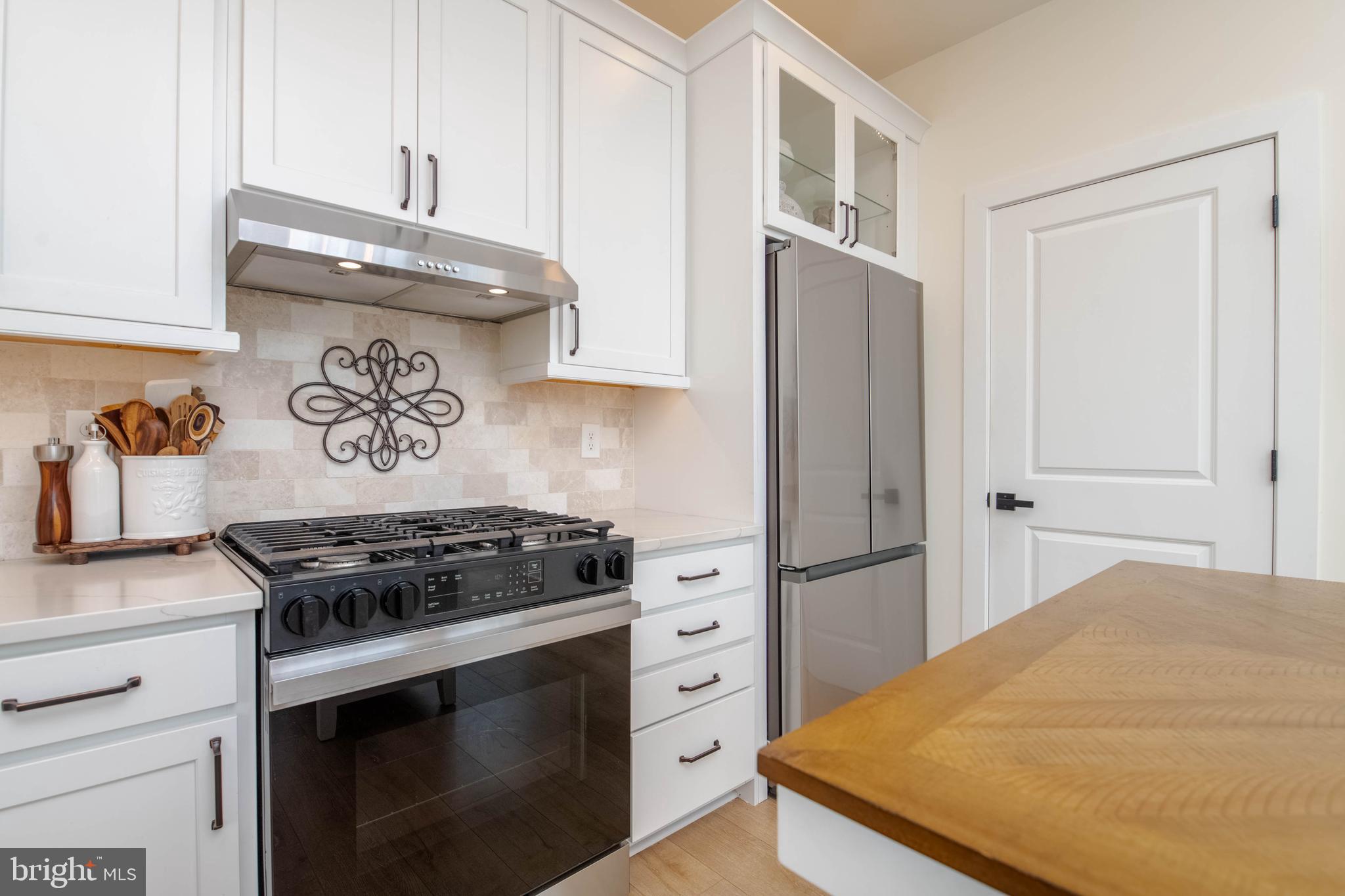 LONG BEACH ESTATES - Residential