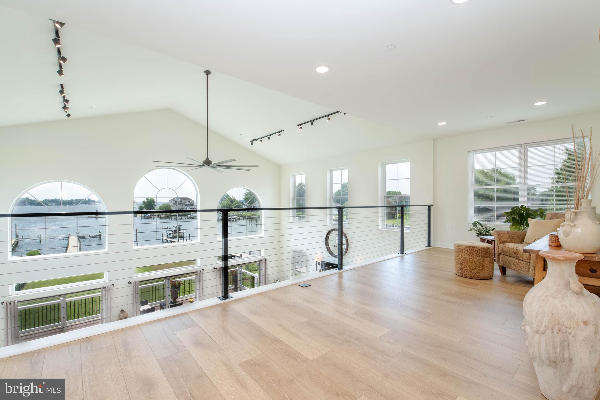 LONG BEACH ESTATES - Residential