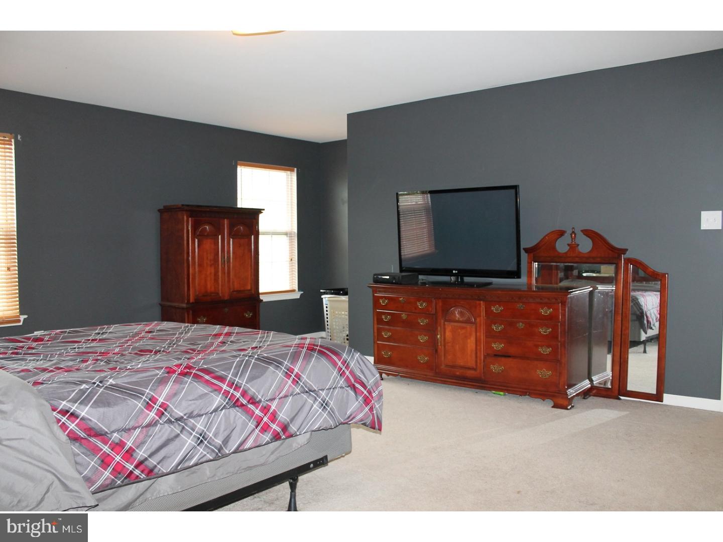 RIDGEVIEW - Residential