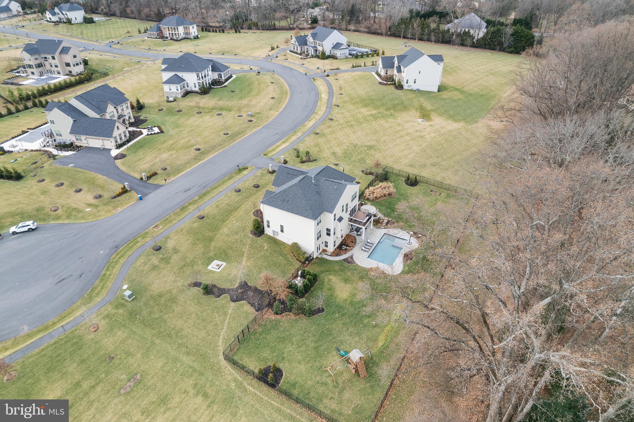 RIVERMONT - Residential