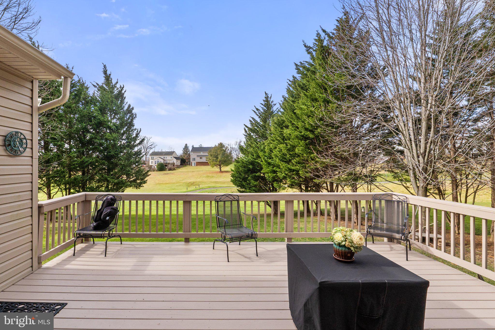 LOCUST HILL - Residential