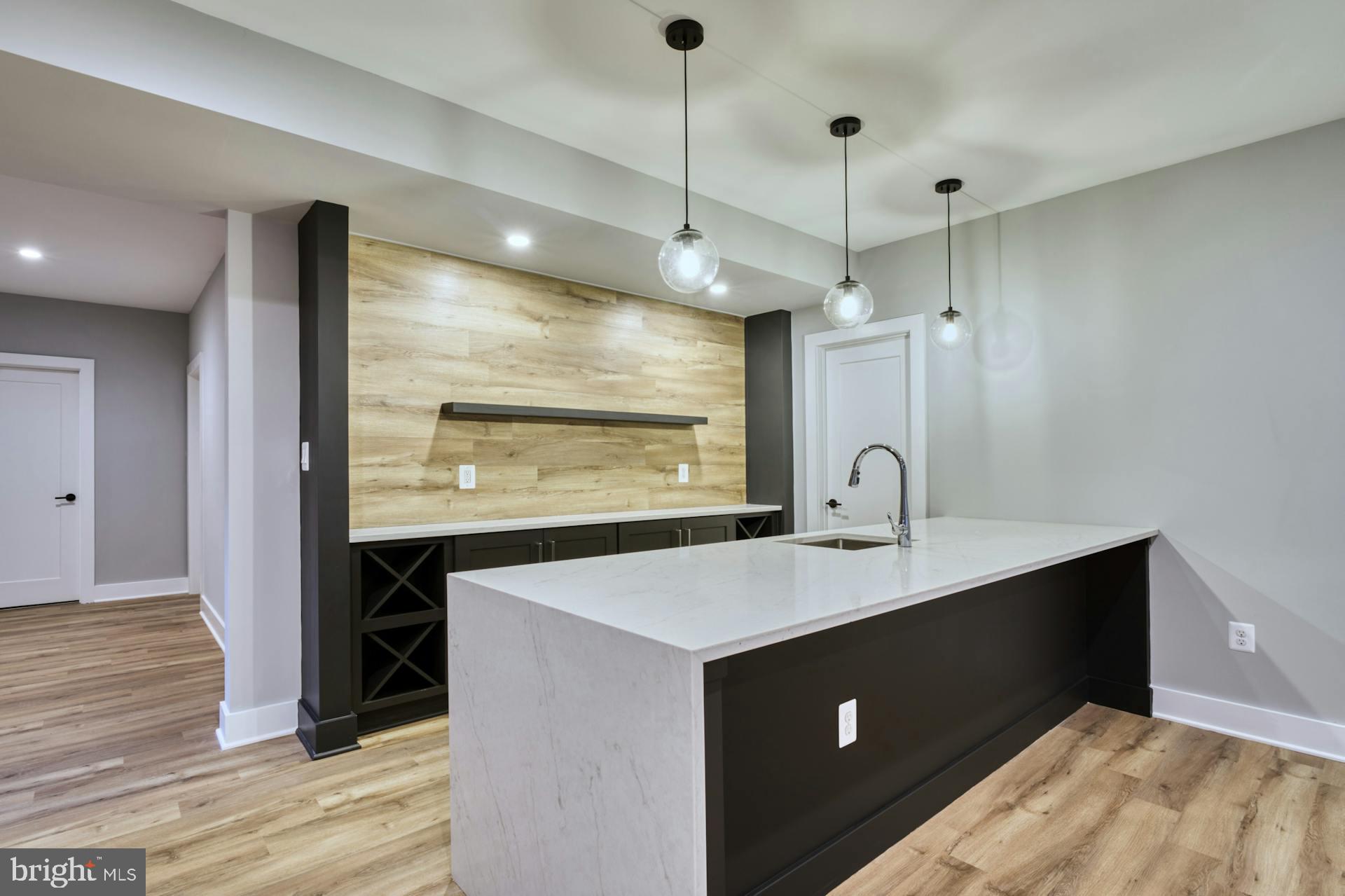 MINOR HILL - Residential