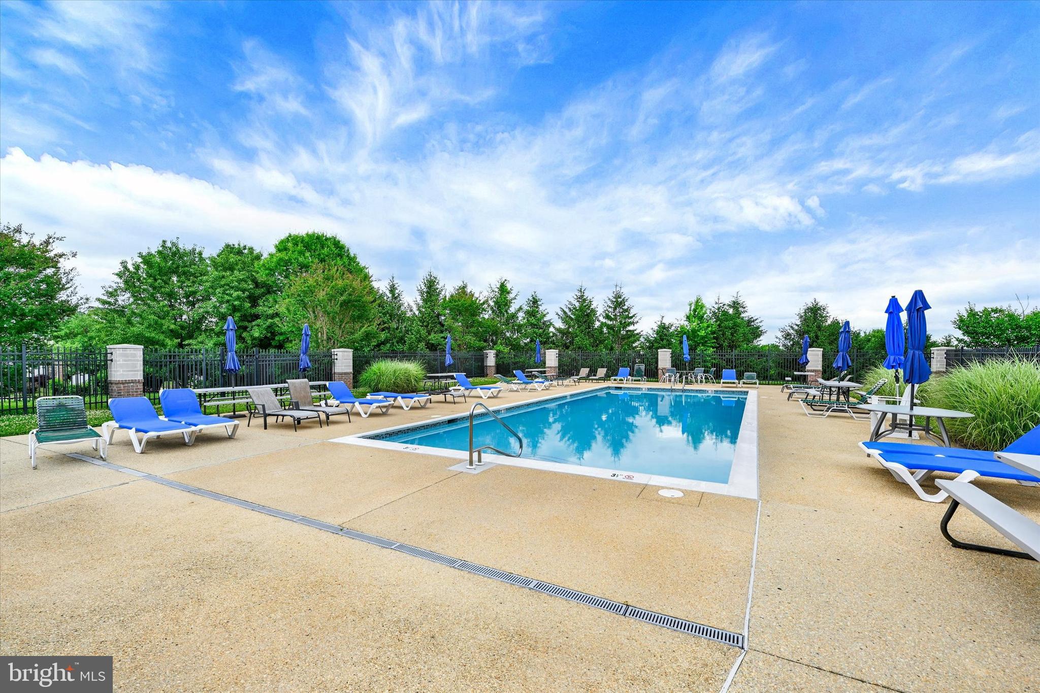 MOORES MEADOWS - Residential