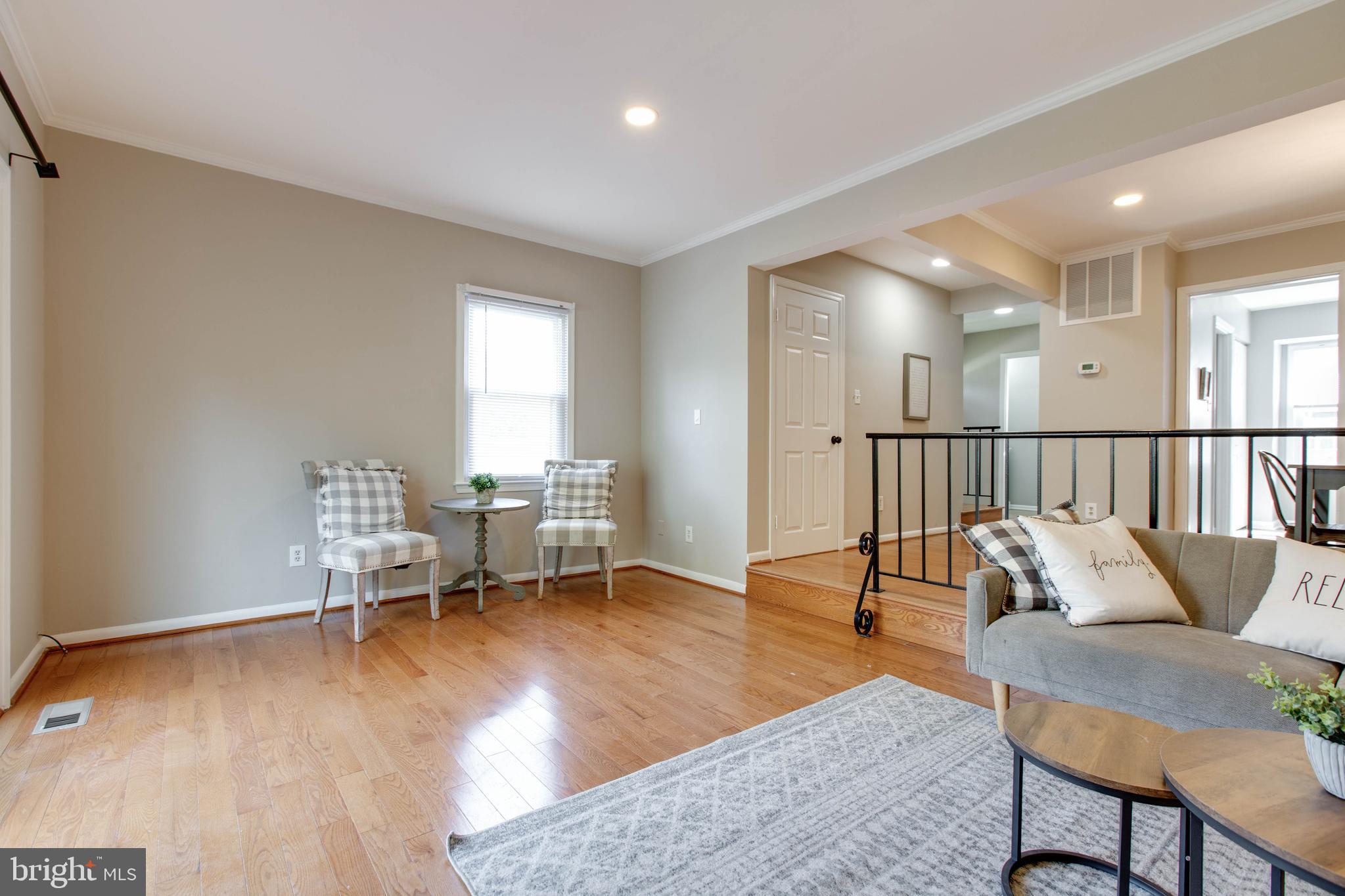 GOVERNORS LANDING - Residential