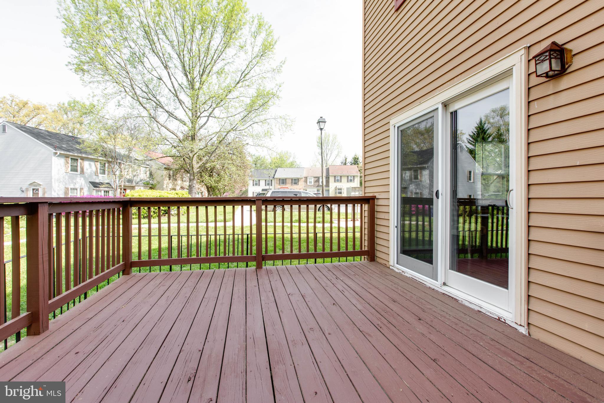 GOVERNORS LANDING - Residential