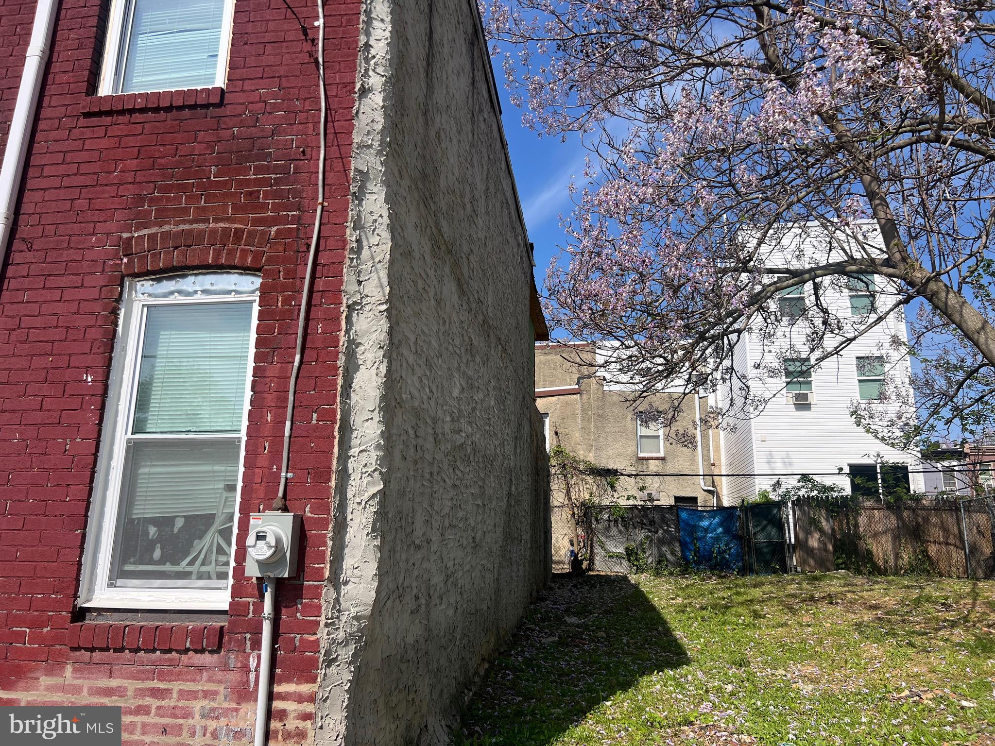 LOWER MOYAMENSING - Residential