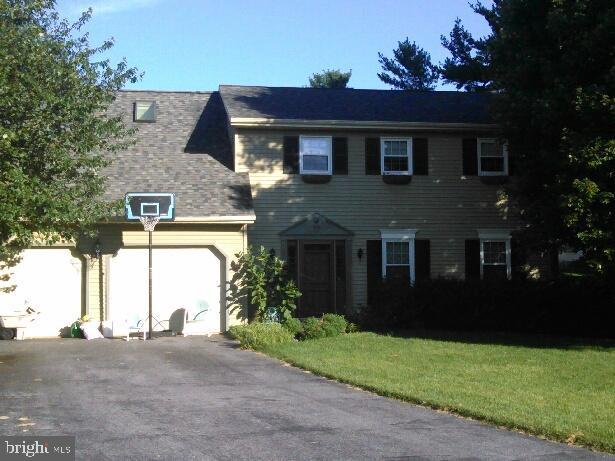 BEAUTIFUL 2-STORY ON QUIET CUL-DE-SAC. BRAZILIAN CHERRY WOOD FLOORS ON 1ST FLOOR. CUSTOM CHERRY KITCHEN CABINETS. WOOD BURNING FIREPLACE IN COZY FAMILY ROOM. 14 X 20 DECK WRAPS AROUND POOL. PROFESSIONALLY FINISHED BASEMENT W/ CUSTOM BUILT-INS. THIS HOME IS A MUST SEE!