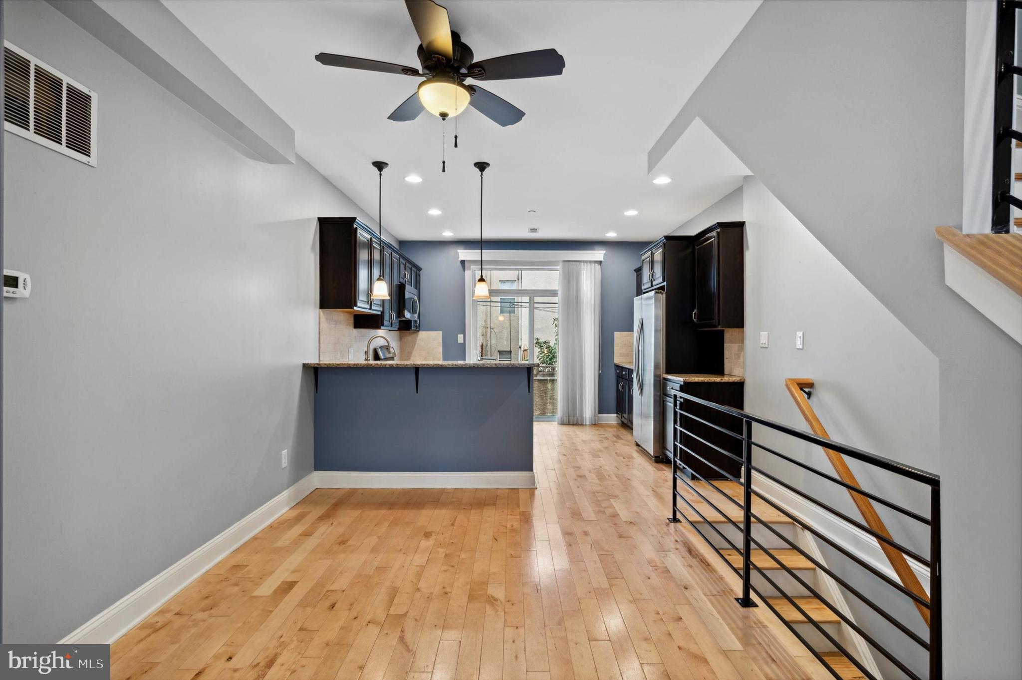 POINT BREEZE - Residential Lease