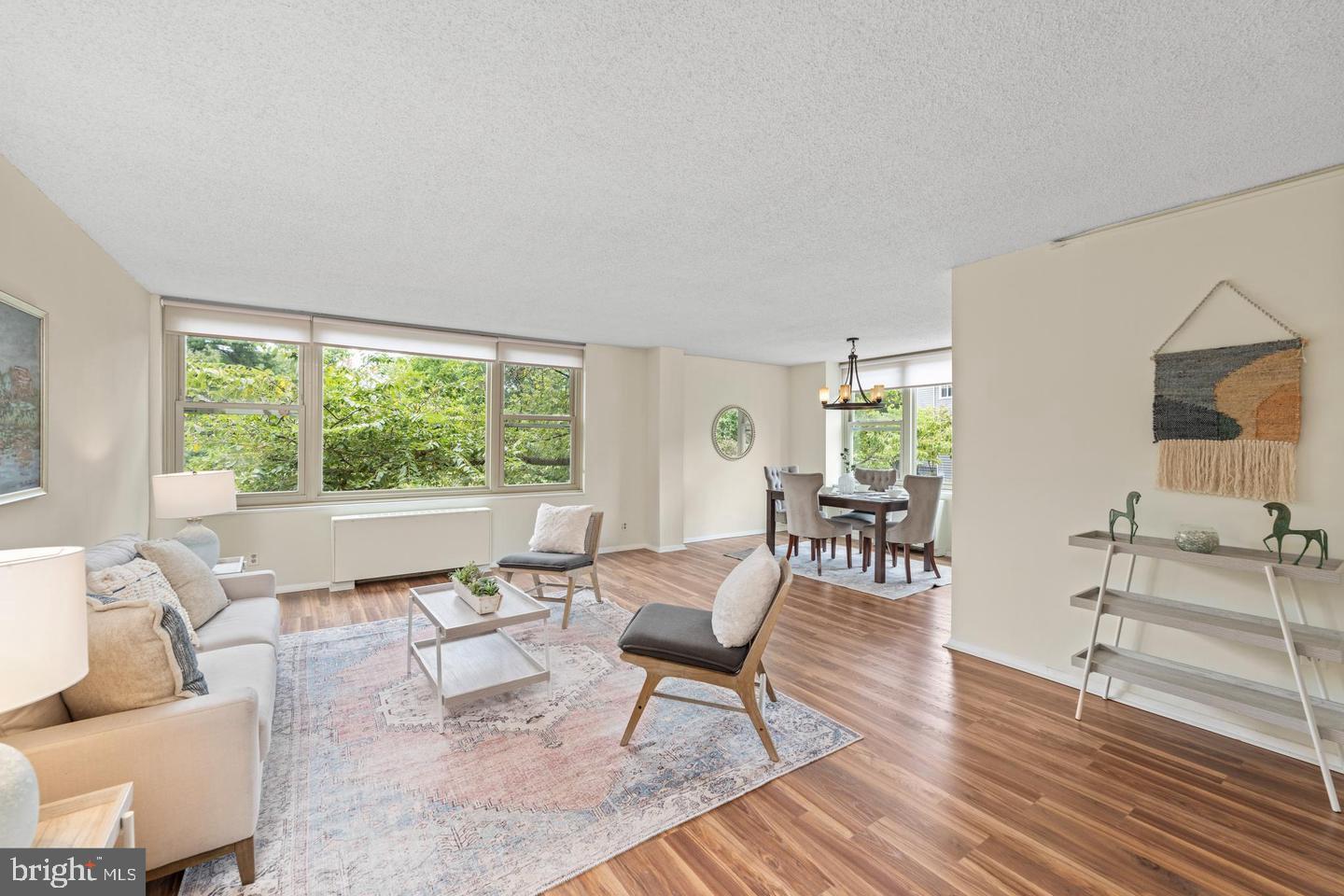 ROLAND PARK - Residential Lease