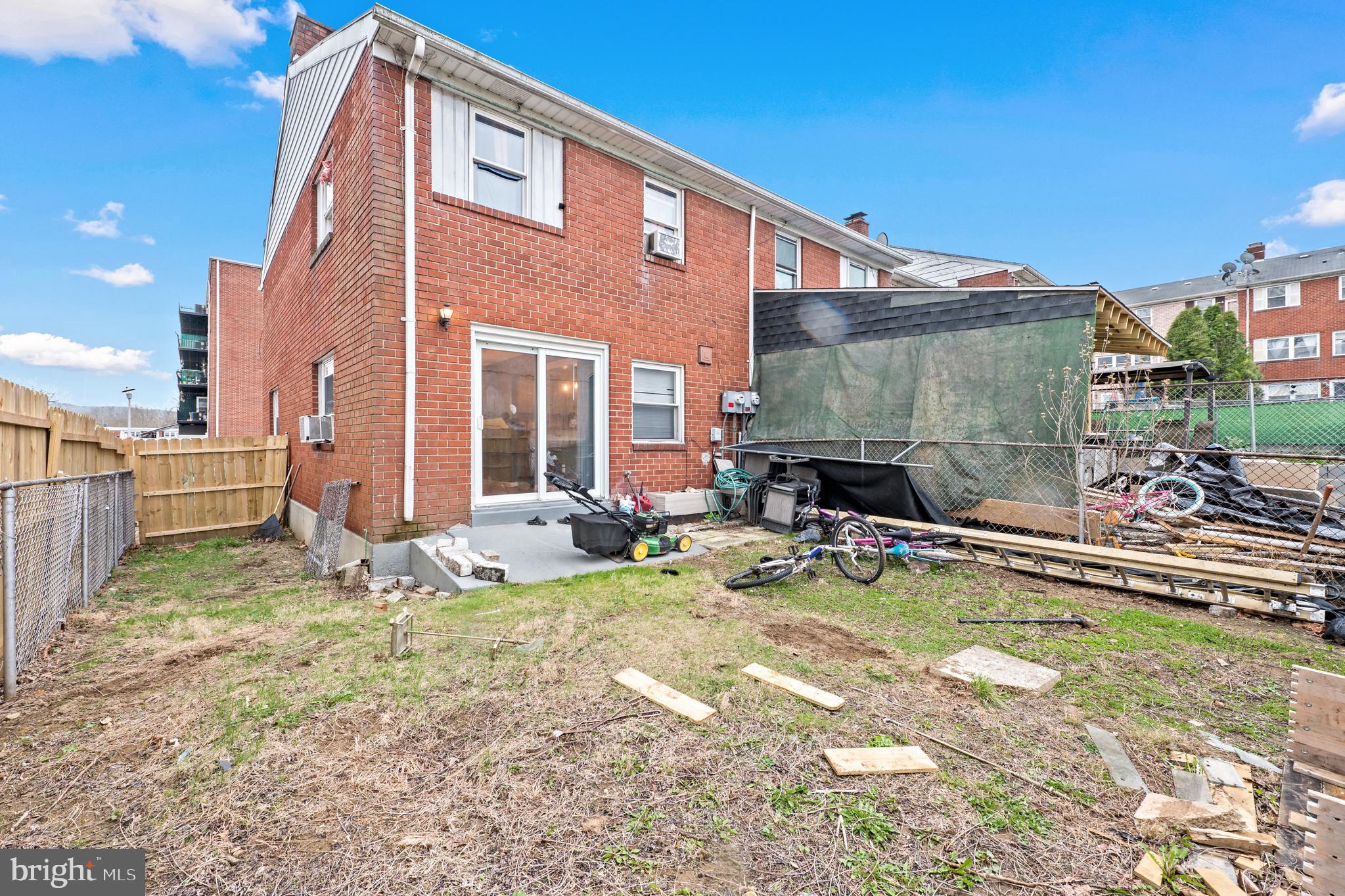 ALLENTOWN - Residential
